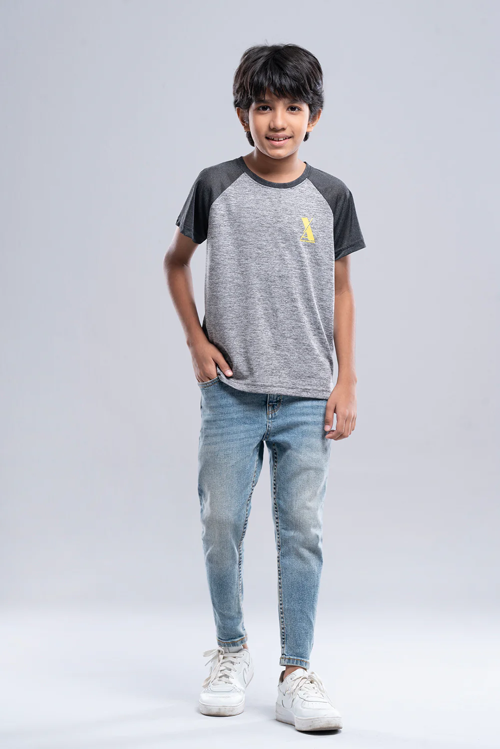 Boys' Athleisure T-Shirt (6-8 Years)