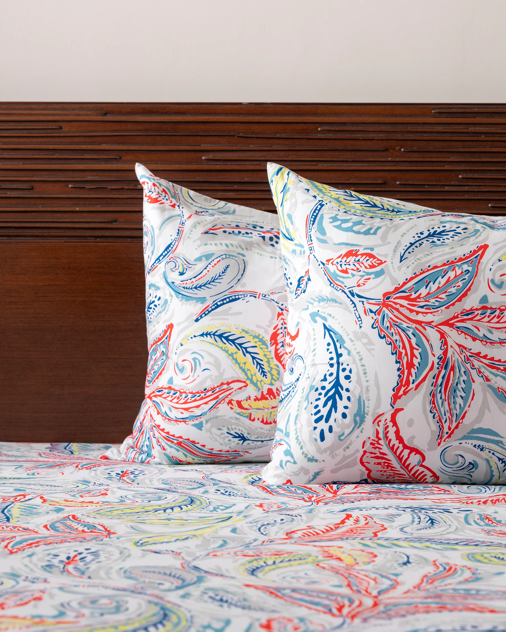 King-Size Bed Sheet - Multi Leaf - Image 5