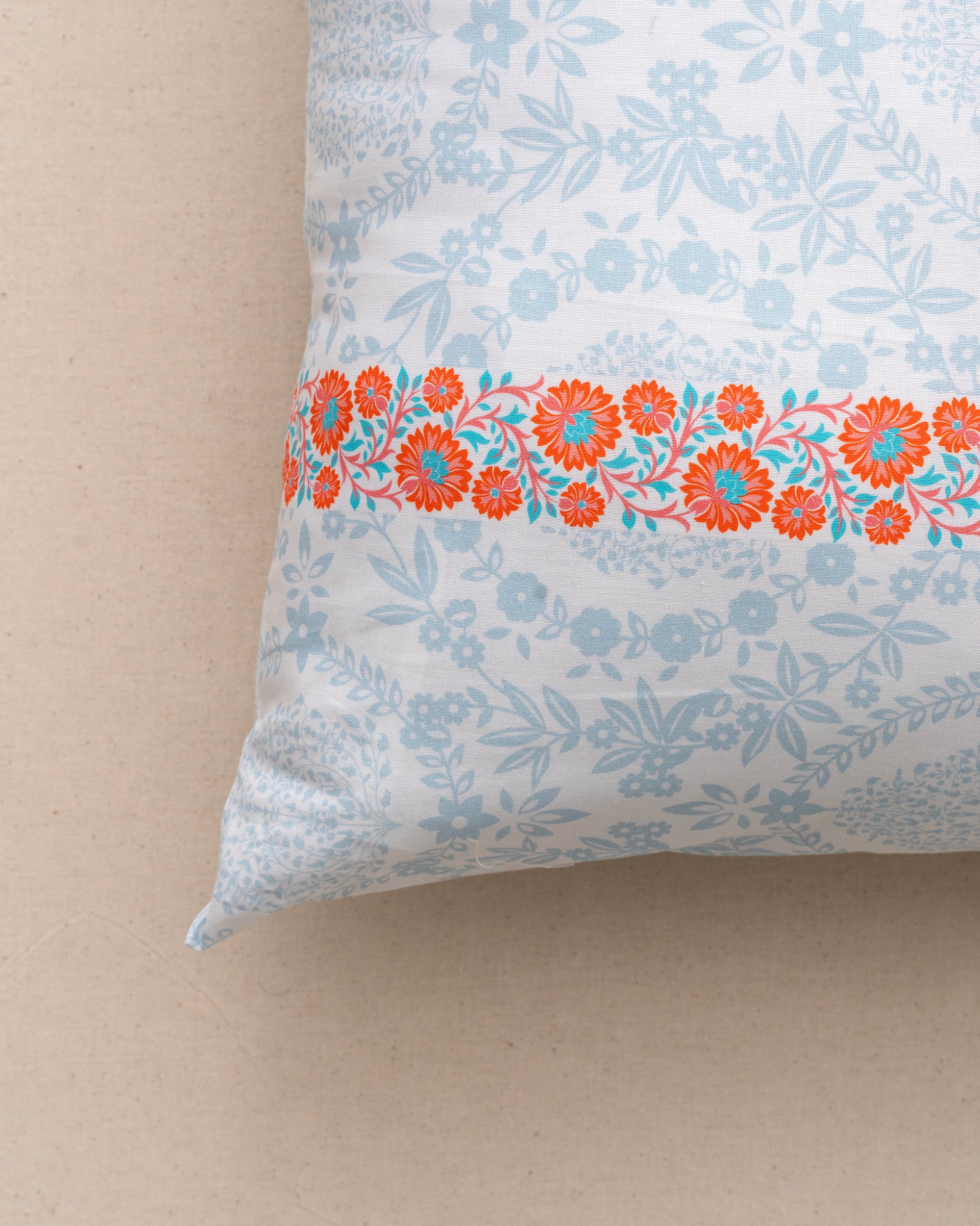 King-Size Bed Sheet - Turquoise Blue - Image 7