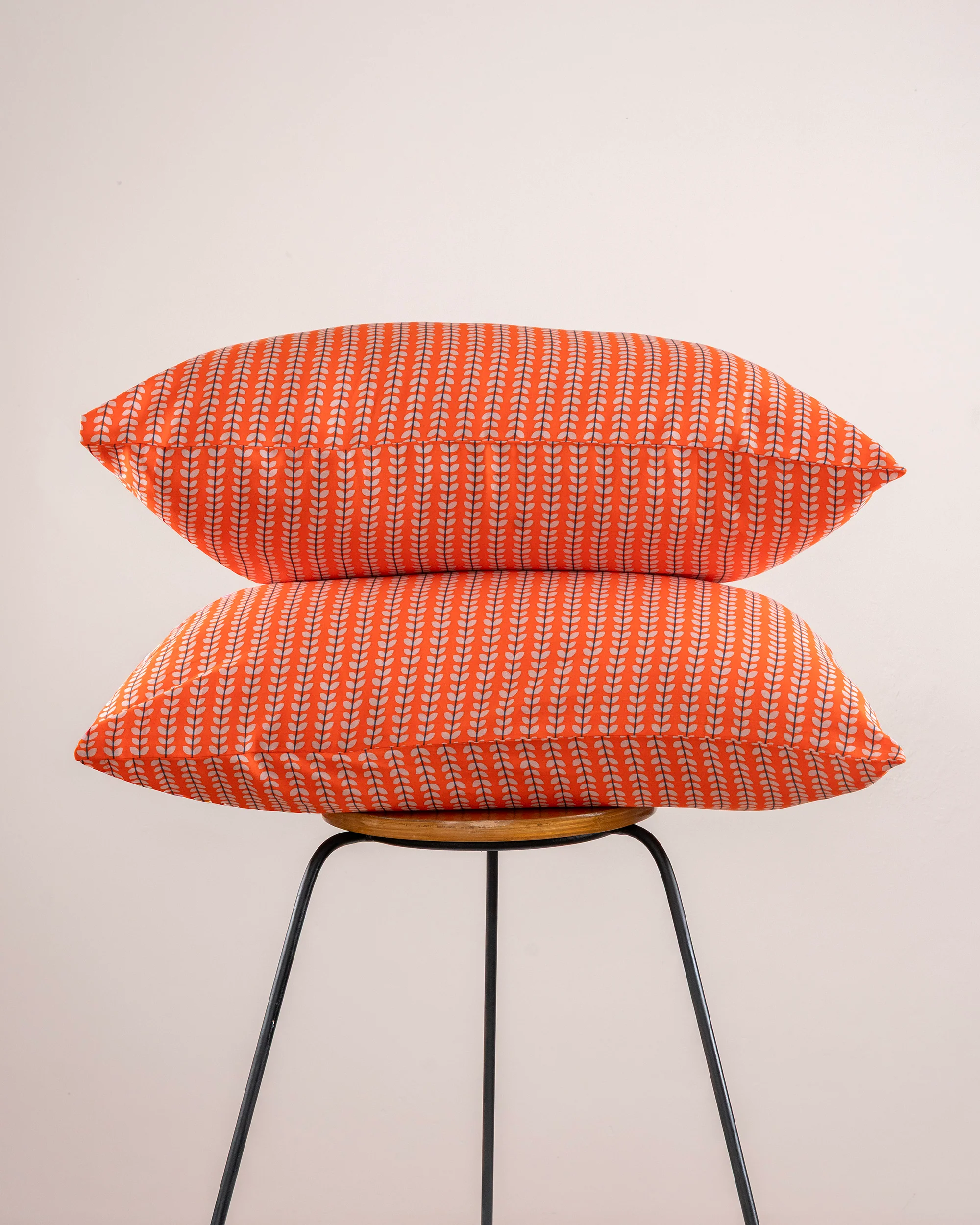 King-Size Bed Sheet - Orange Petals - Image 6