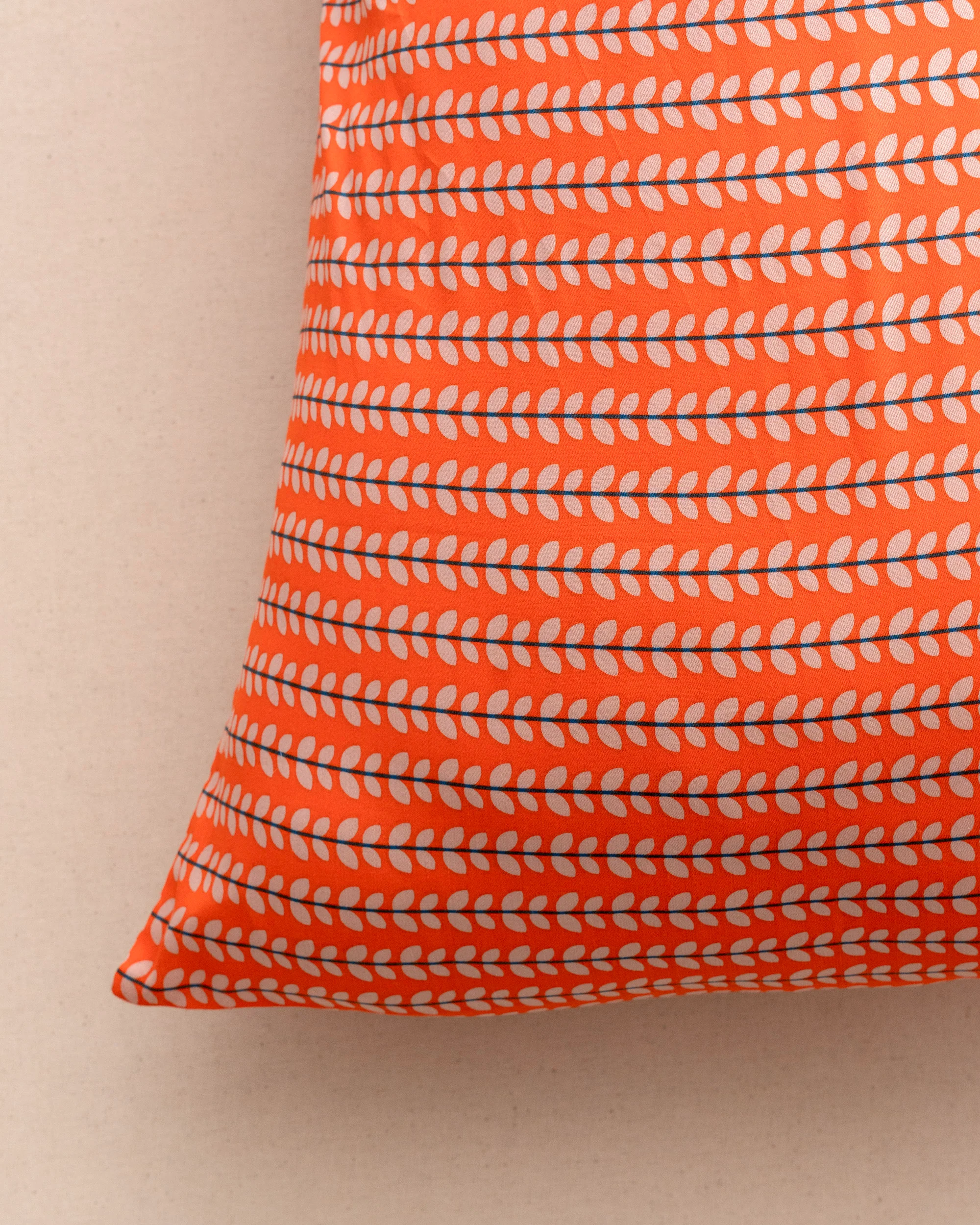 King-Size Bed Sheet - Orange Petals - Image 8