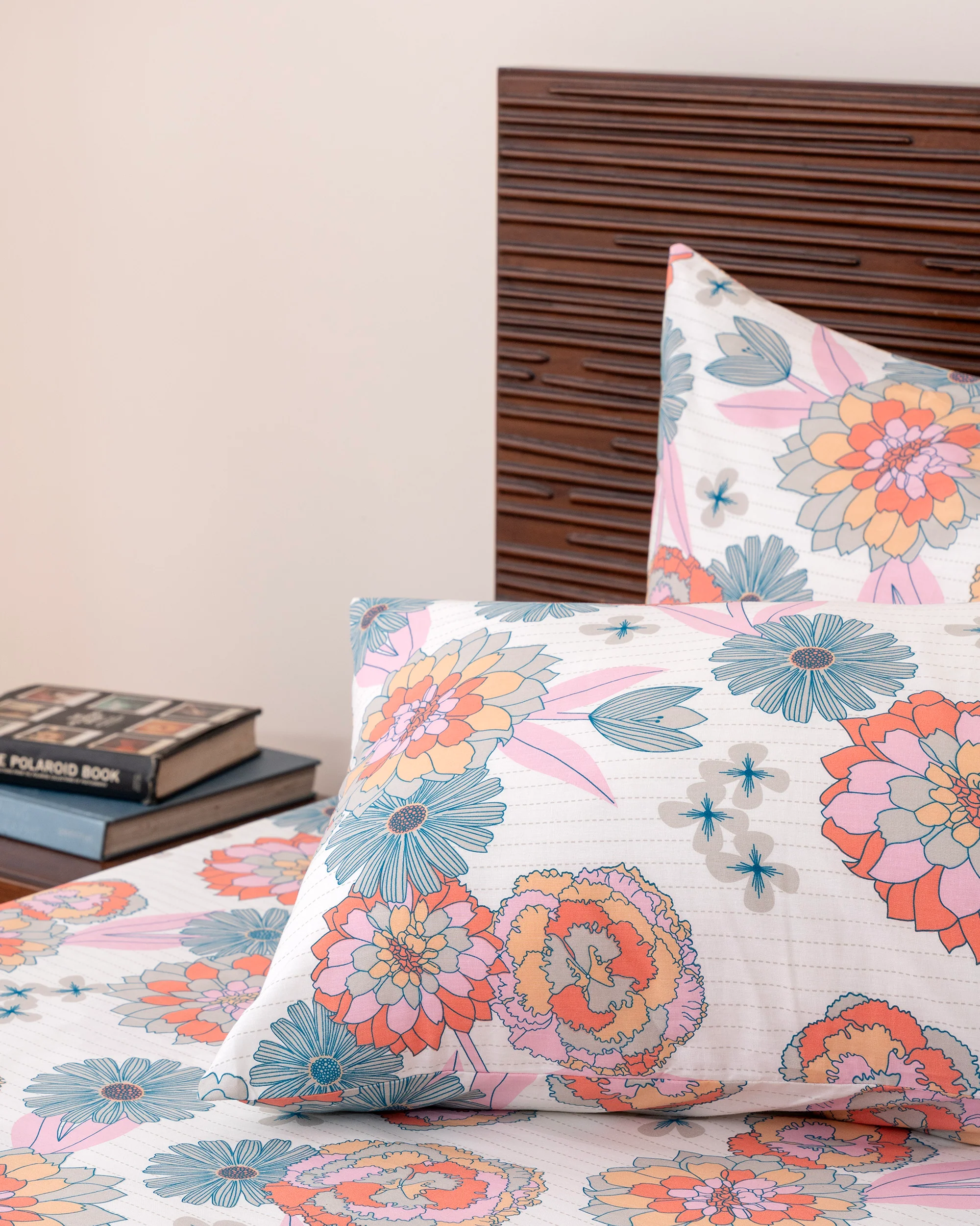 King-Size Bed Sheet - Coral Blossom - Image 4