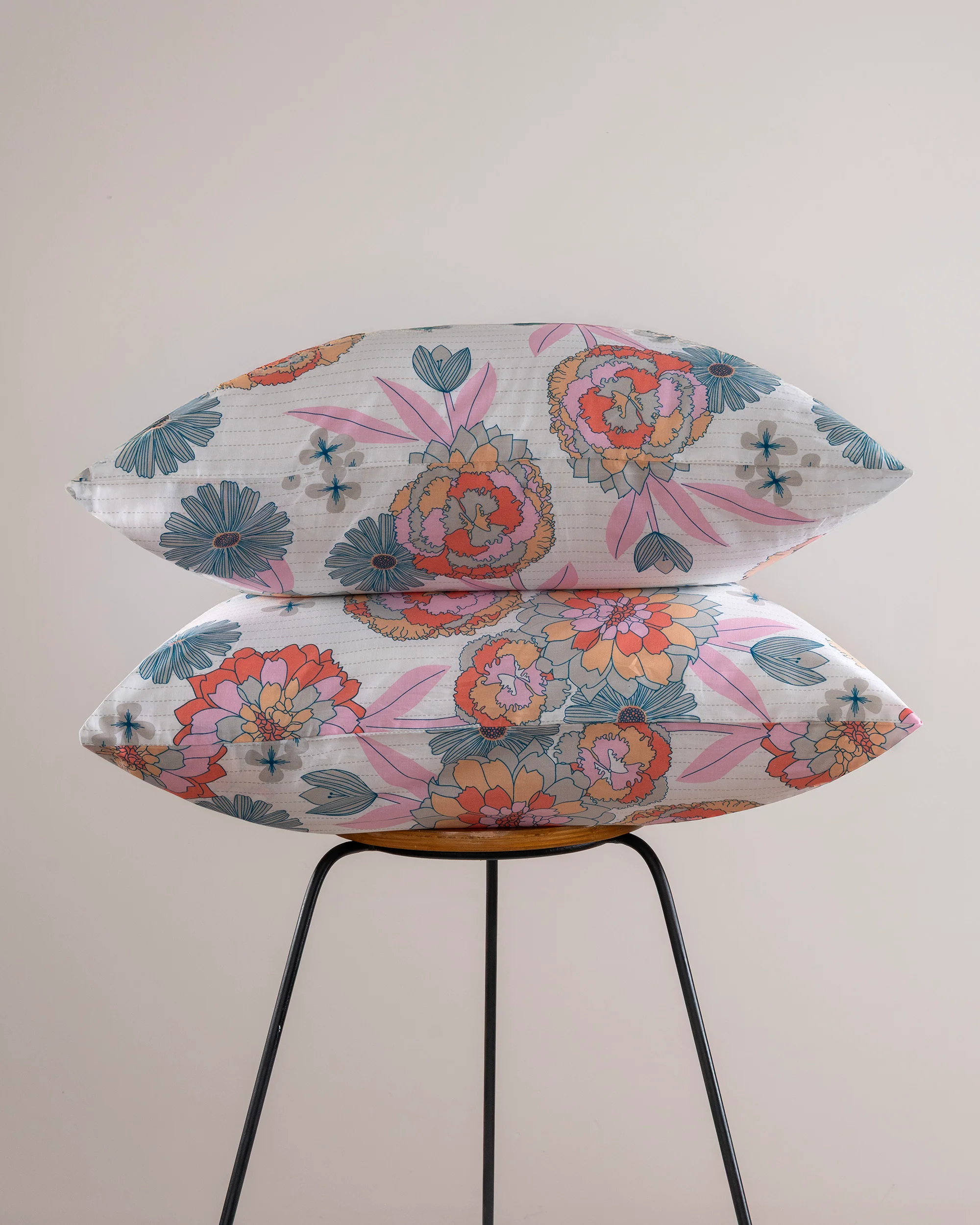 King-Size Bed Sheet - Coral Blossom - Image 6
