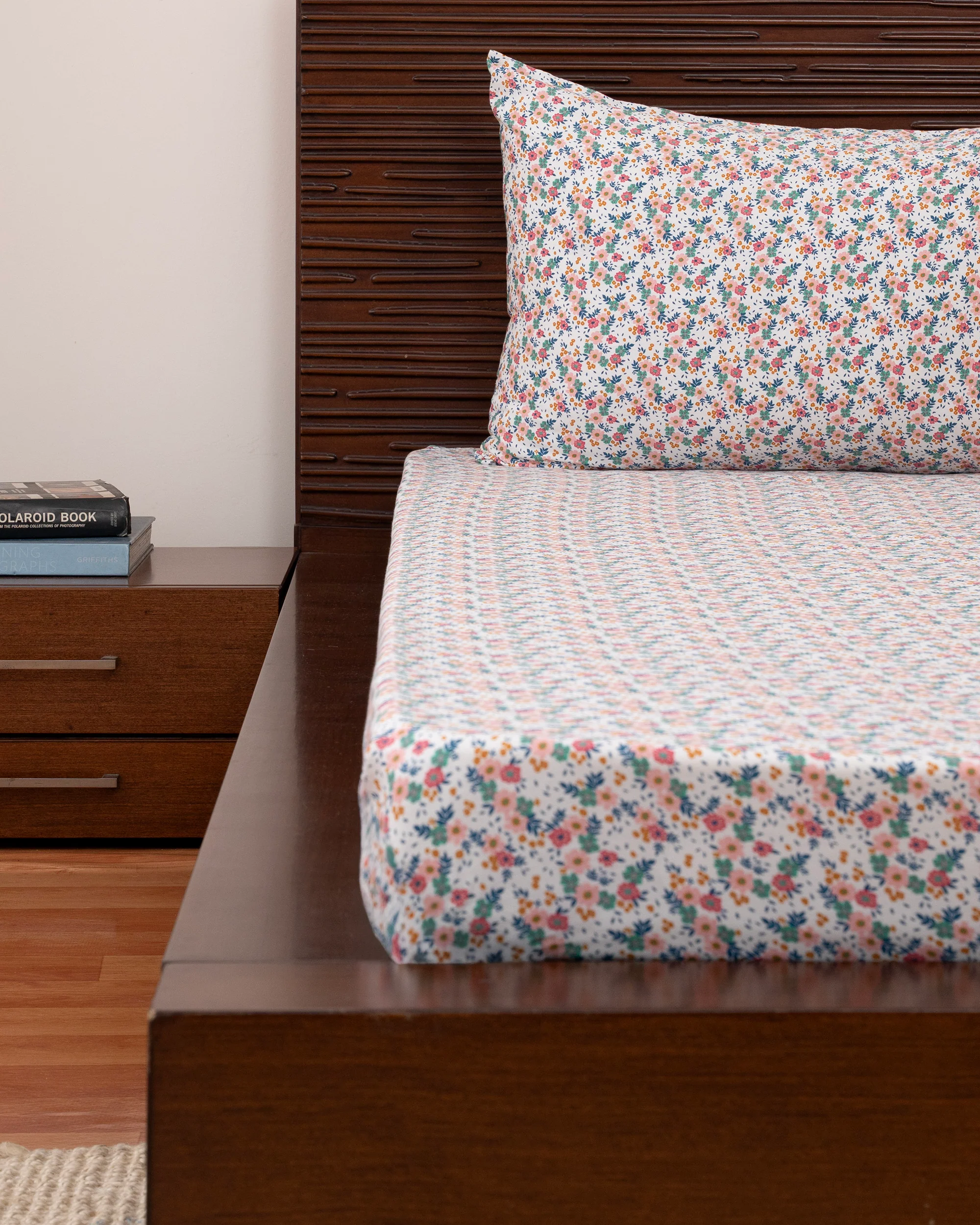 King-Size Bed Sheet - Floral Cascade - Image 5