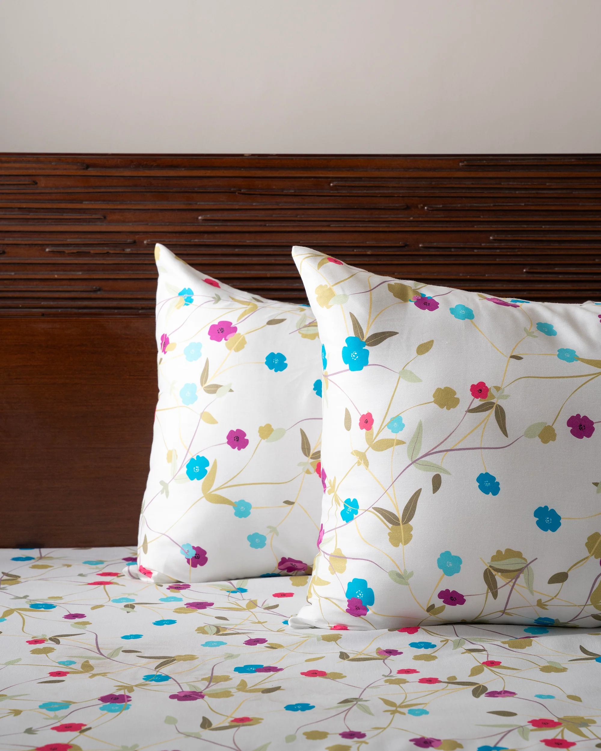 King-Size Bed Sheet - Multi Floral - Image 5
