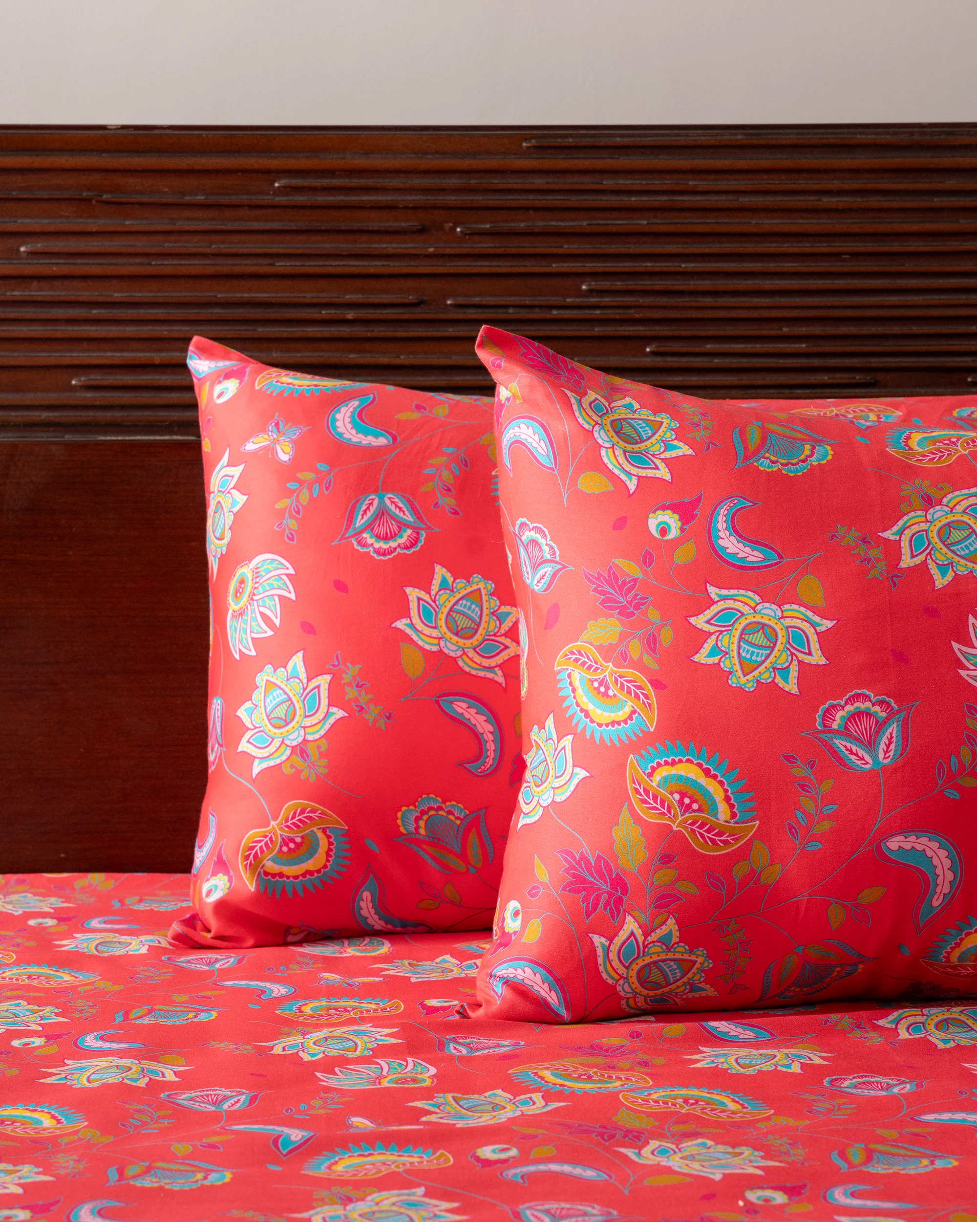 King-Size Bed Sheet - Multicolor Paisley - Image 4