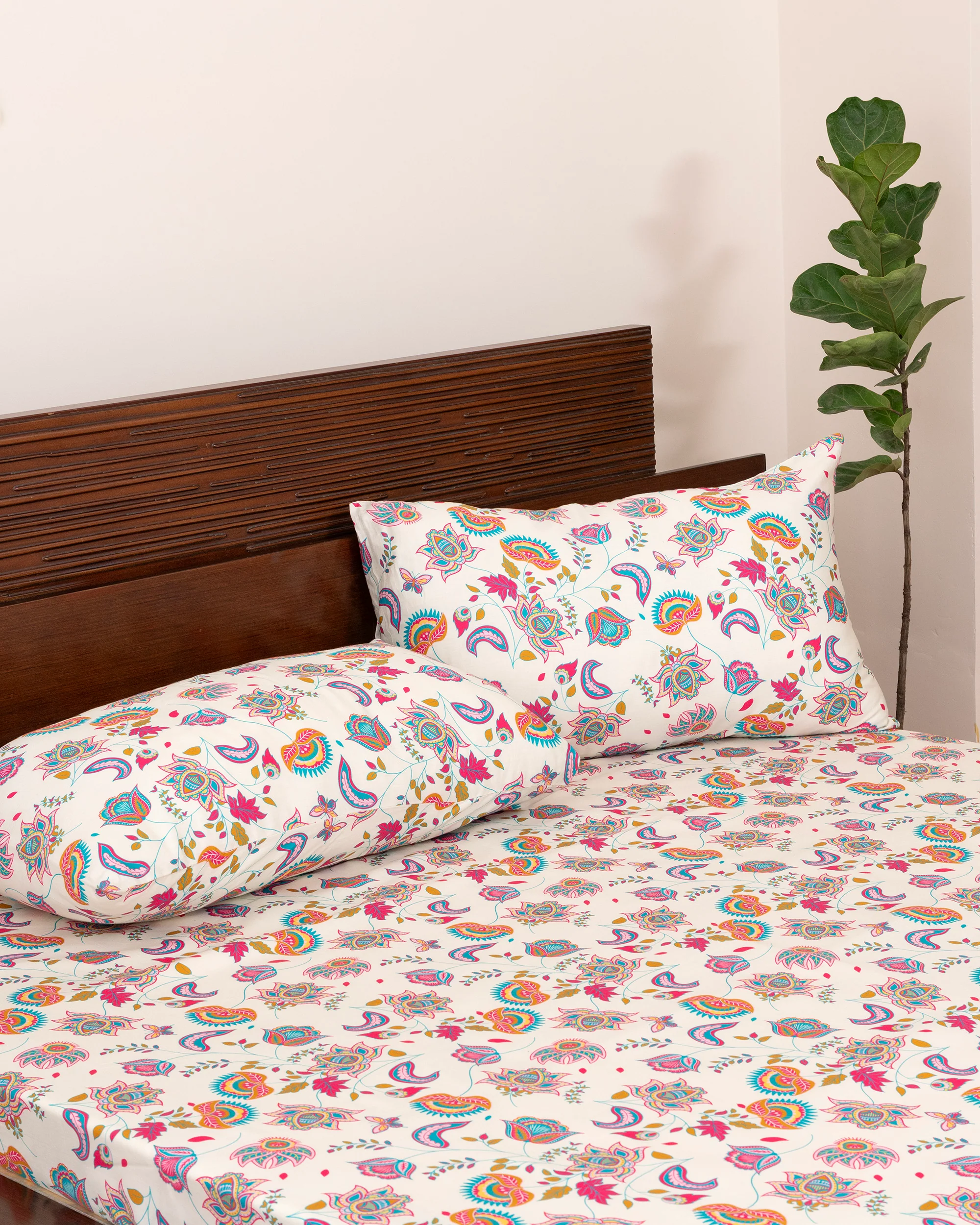 King-Size Bed Sheet - Multicolor Paisley - Image 2