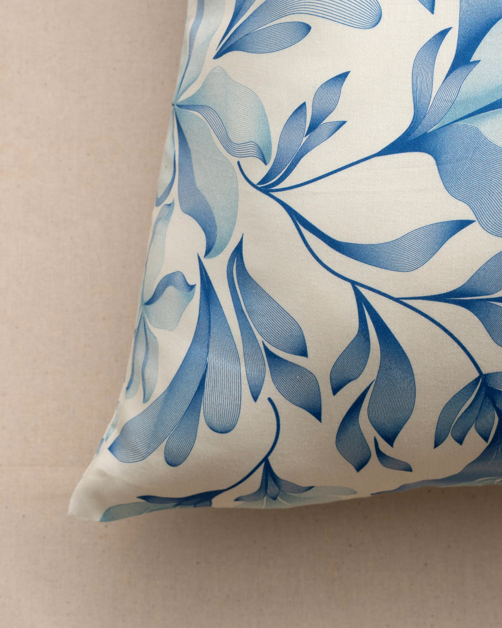 Queen-Size Bed Sheet - Power Blue - Image 8