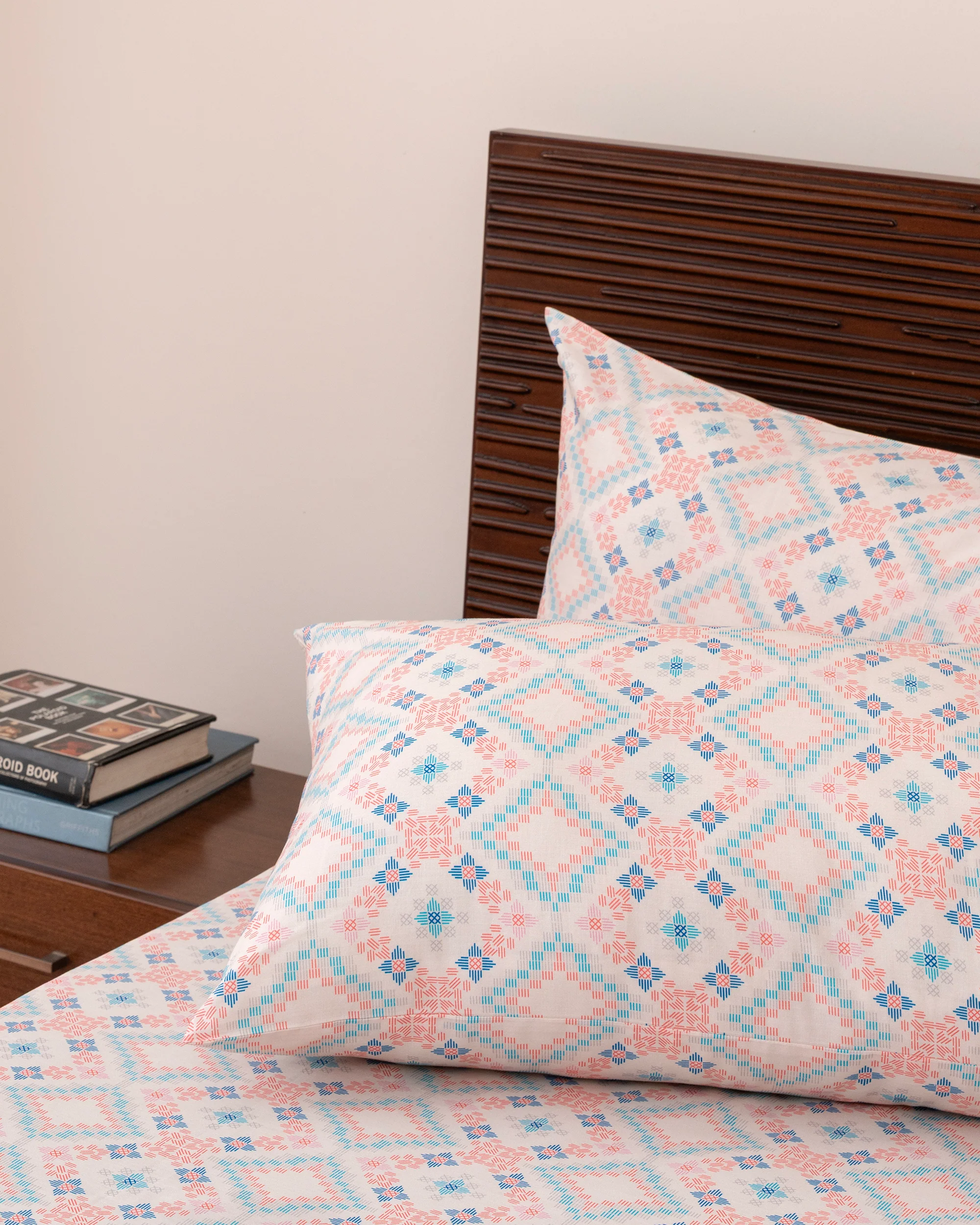 King-Size Bed Sheet - Pastel Rose - Image 5