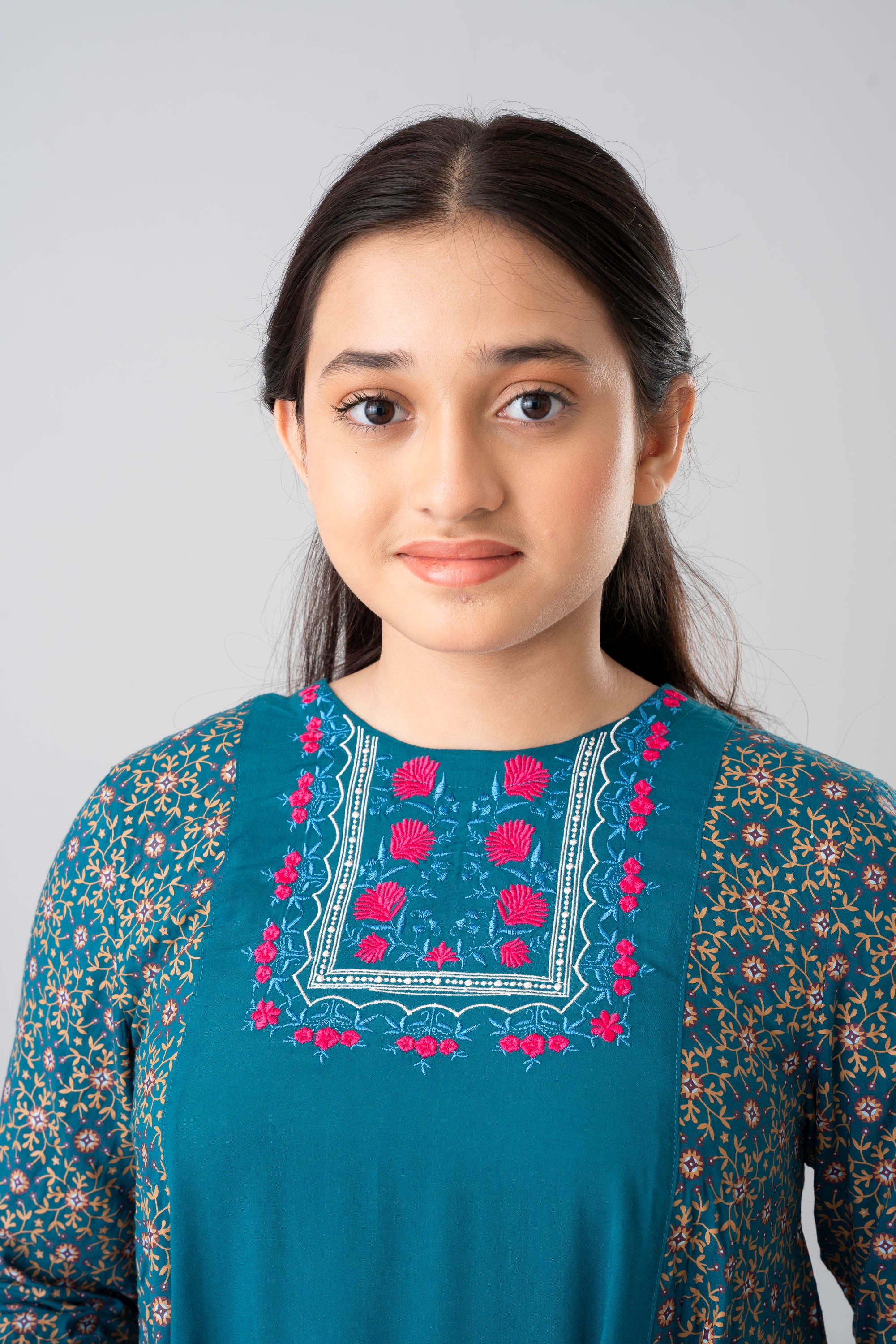 Junior Girls Ethnic Top (10-14 Years) - Image 11