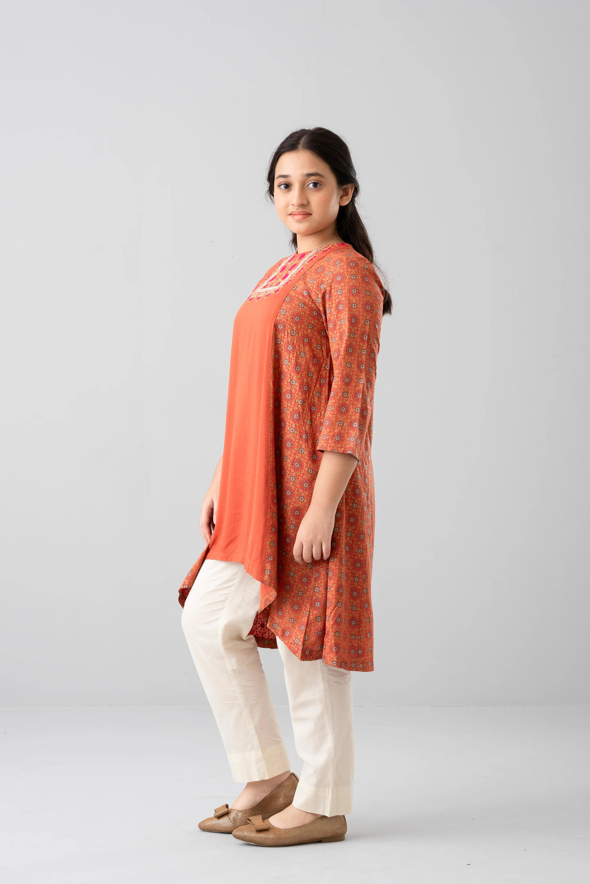 Junior Girls Ethnic Top (10-14 Years) - Image 3
