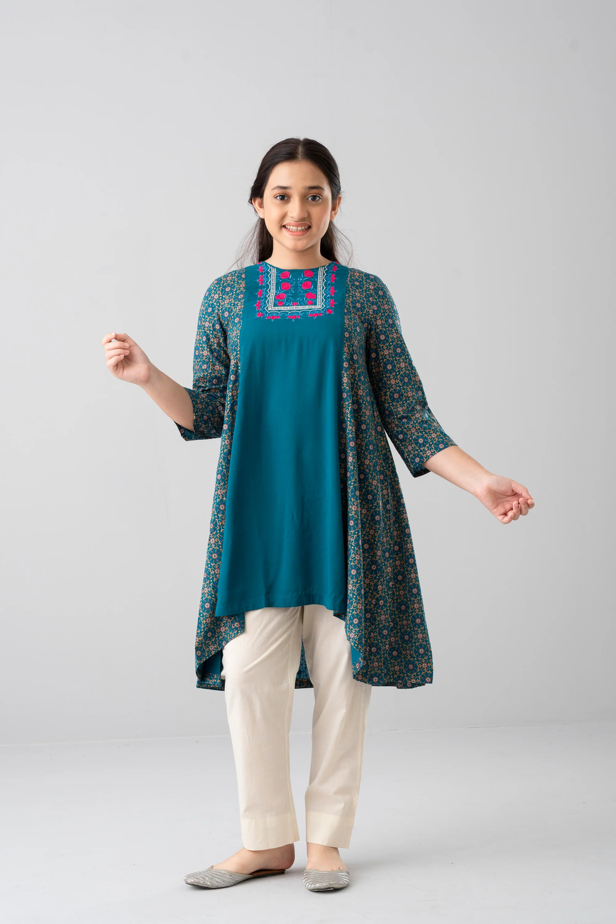 Junior Girls Ethnic Top (10-14 Years) - Image 7