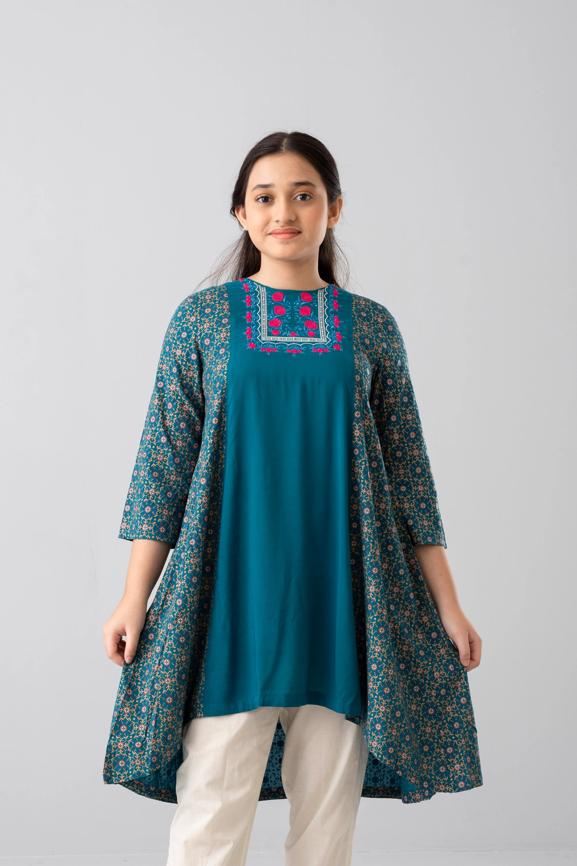 Junior Girls Ethnic Top (10-14 Years) - Image 8