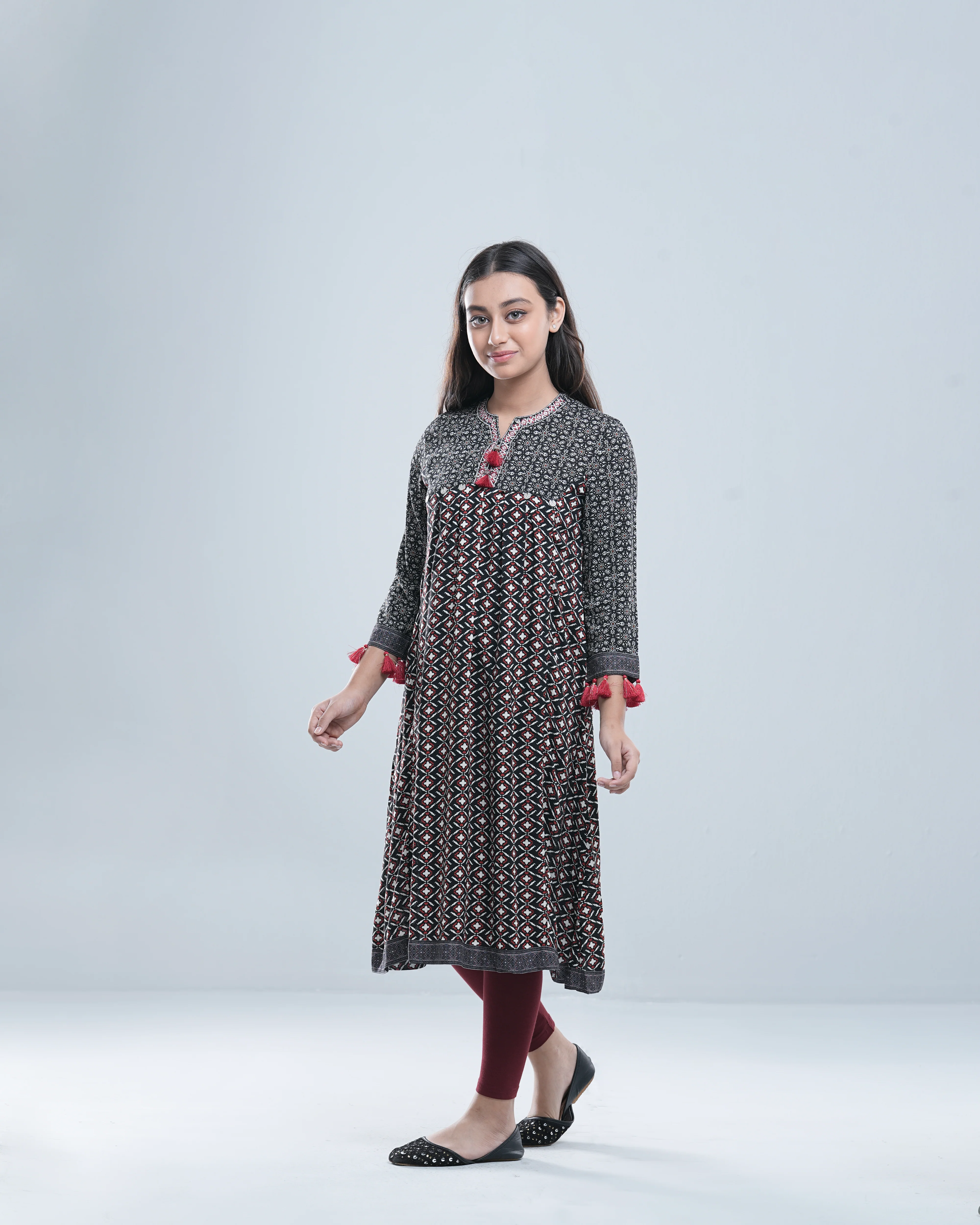 Junior Girls' Ethnic Top (10-14 Years) - Image 7