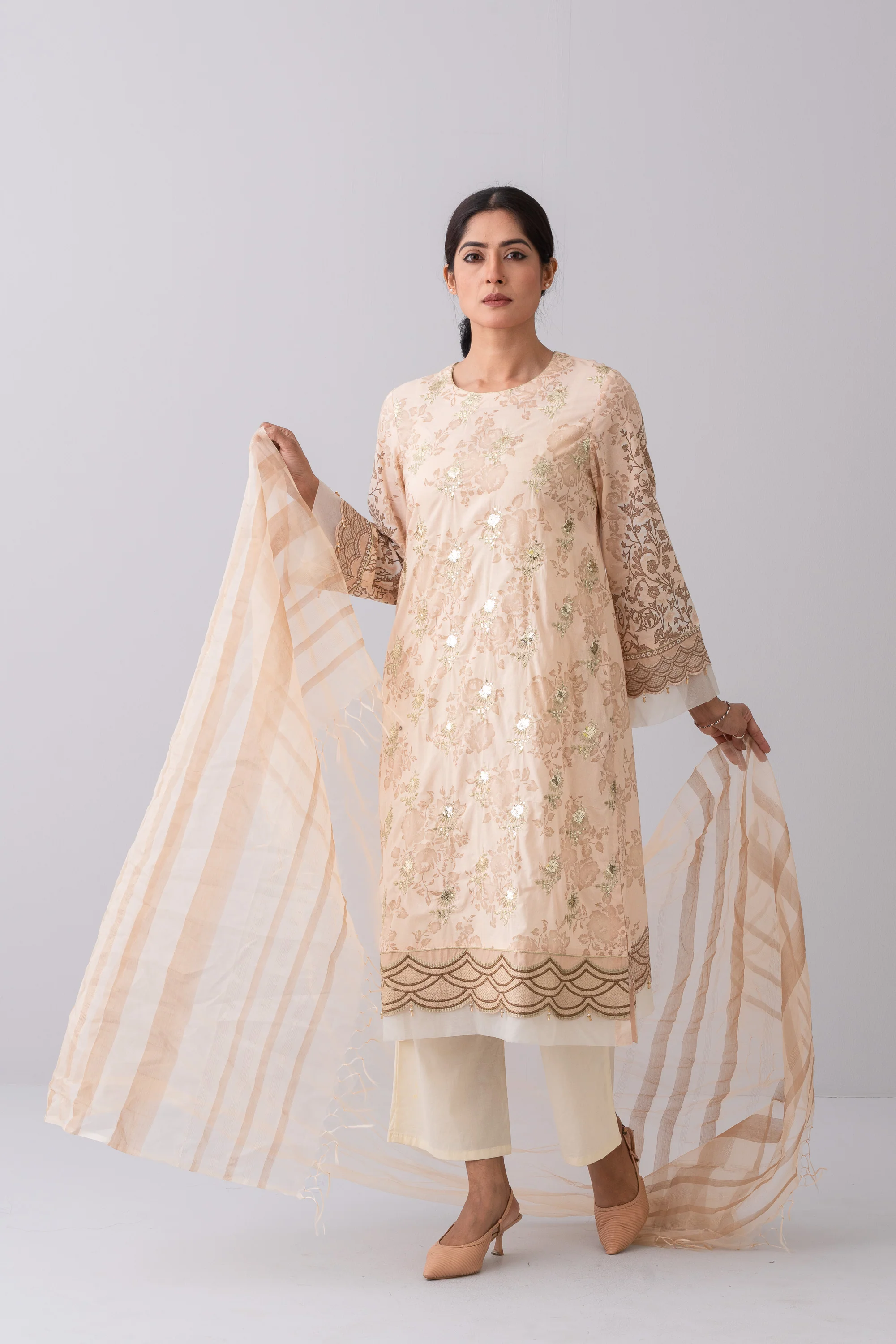 Smart Fit Embroidered Two-Piece Lawn with Silk Dupatta - Image 6