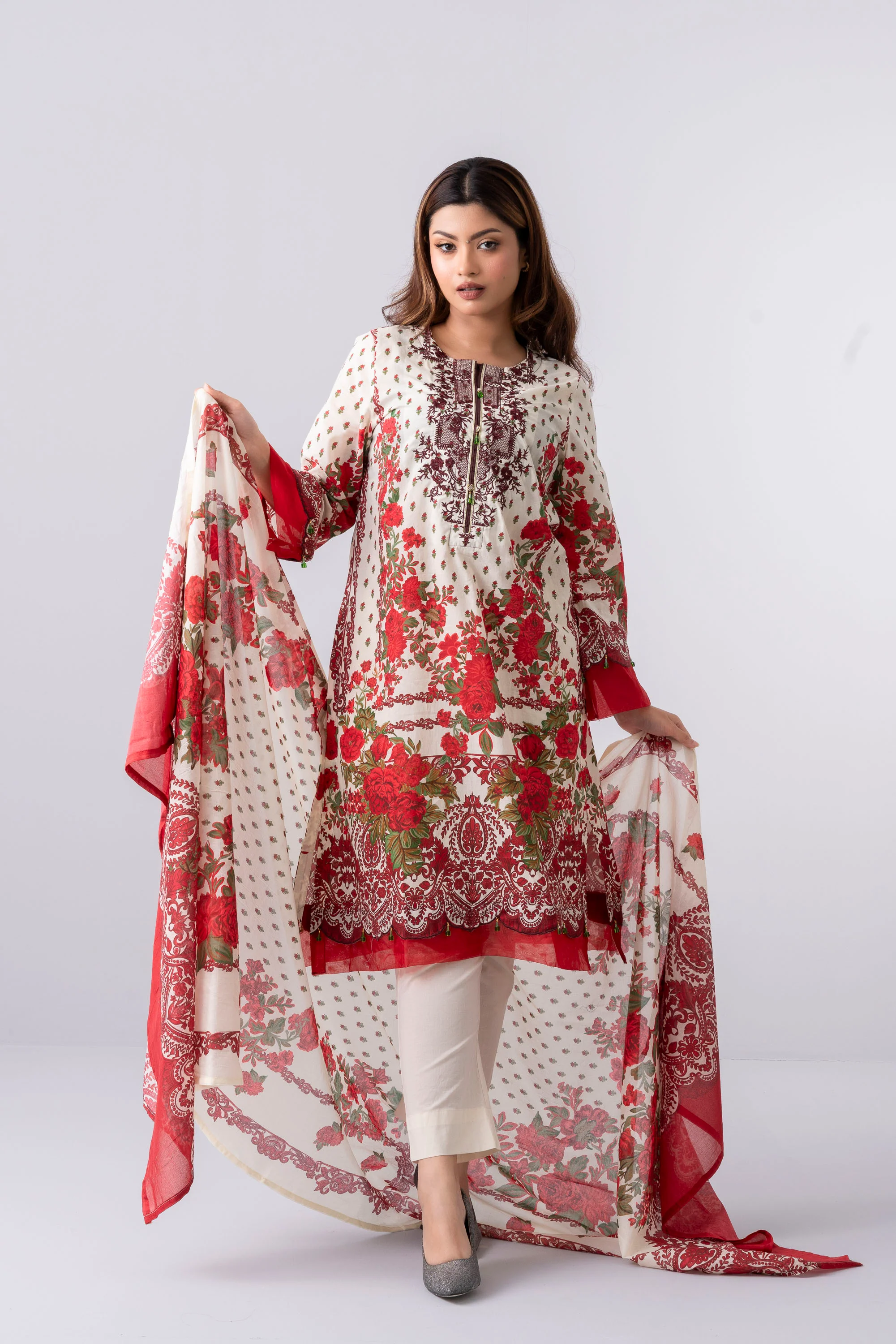 Smart Fit Printed Two-Piece Lawn with Cotton Dupatta