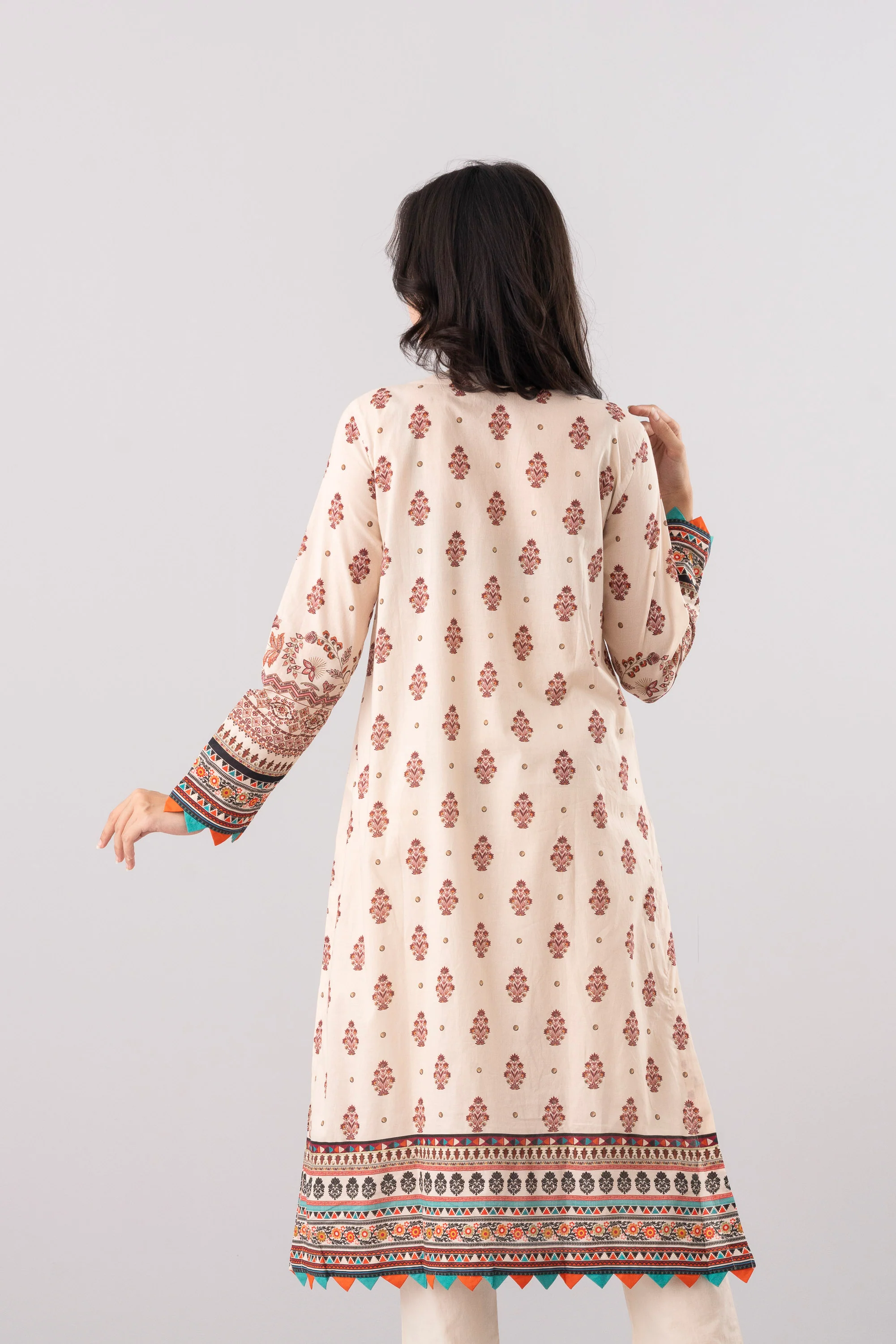 Smart Fit Printed Two-Piece Semi-Formal Lawn - Image 4