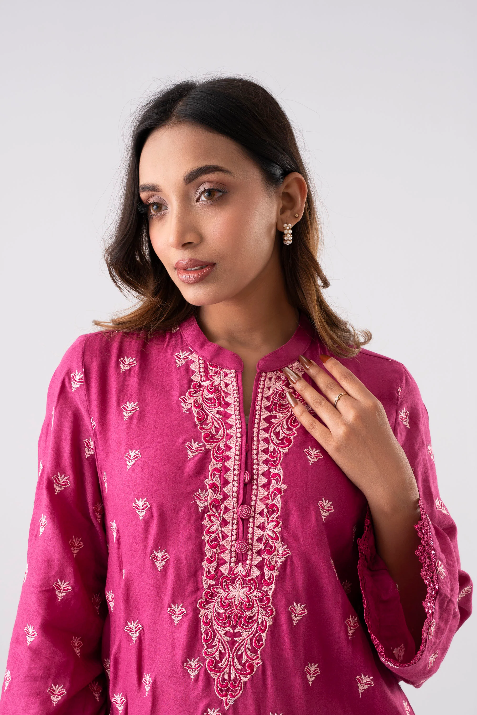 Smart Fit Embroidered Two-Piece Lawn with Silk Dupatta - Image 12