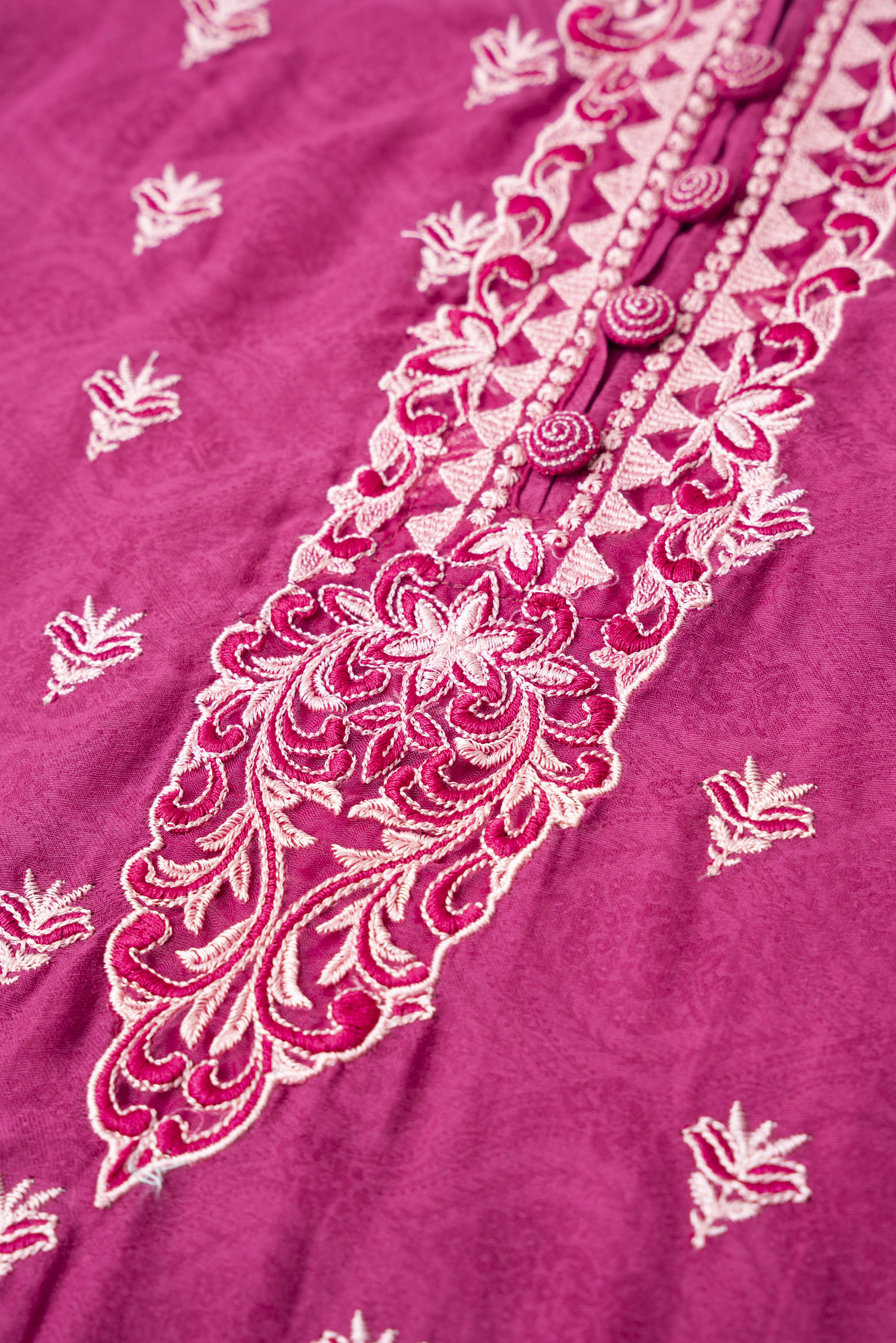 Smart Fit Embroidered Two-Piece Lawn with Silk Dupatta - Image 13