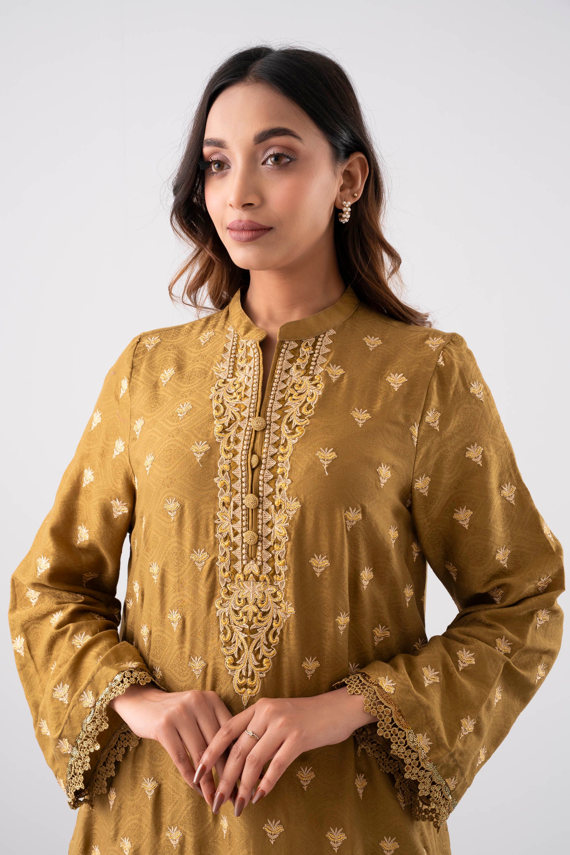 Smart Fit Embroidered Two-Piece Lawn with Silk Dupatta - Image 6
