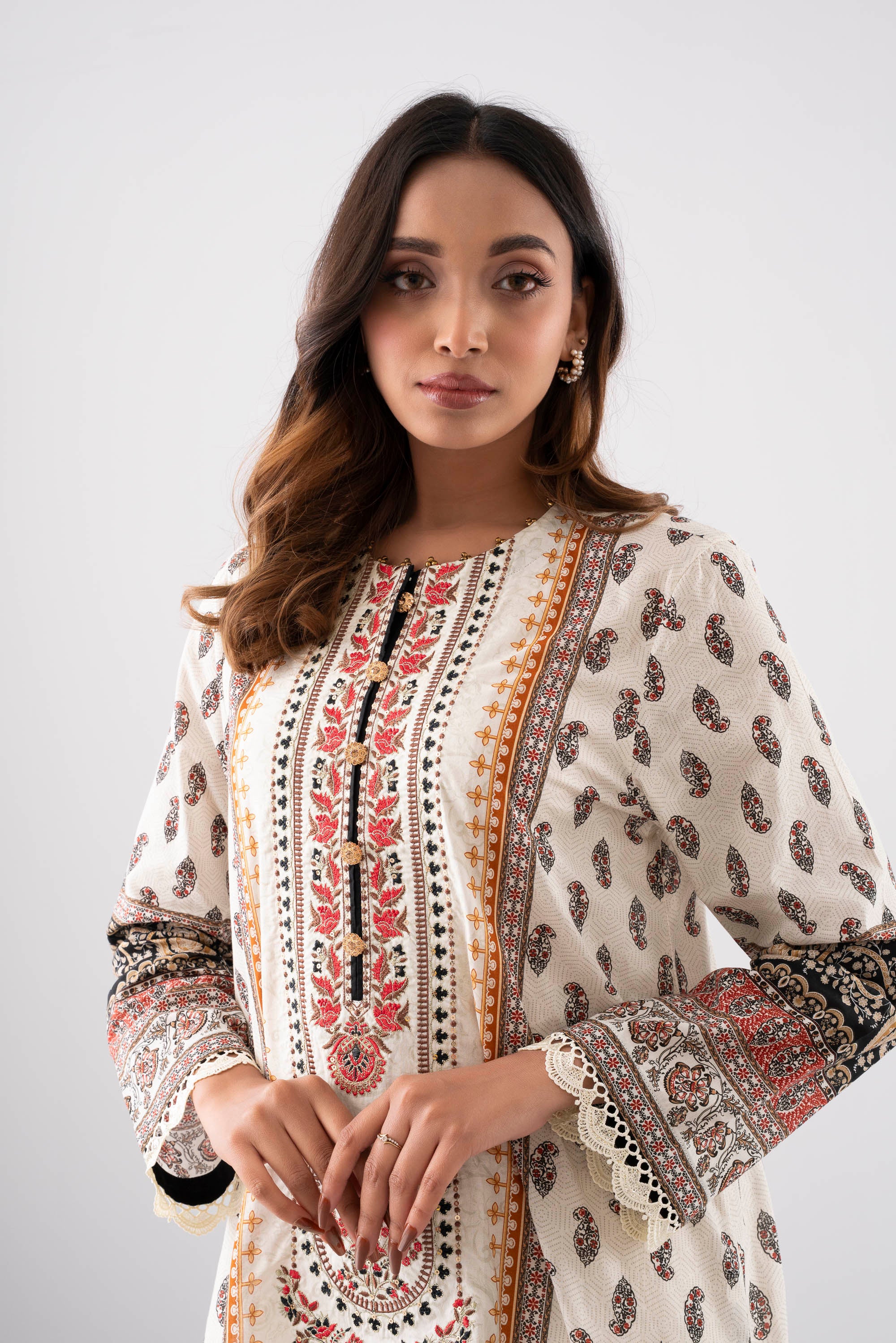 Smart Fit Embroidered Two-Piece Lawn - Image 11