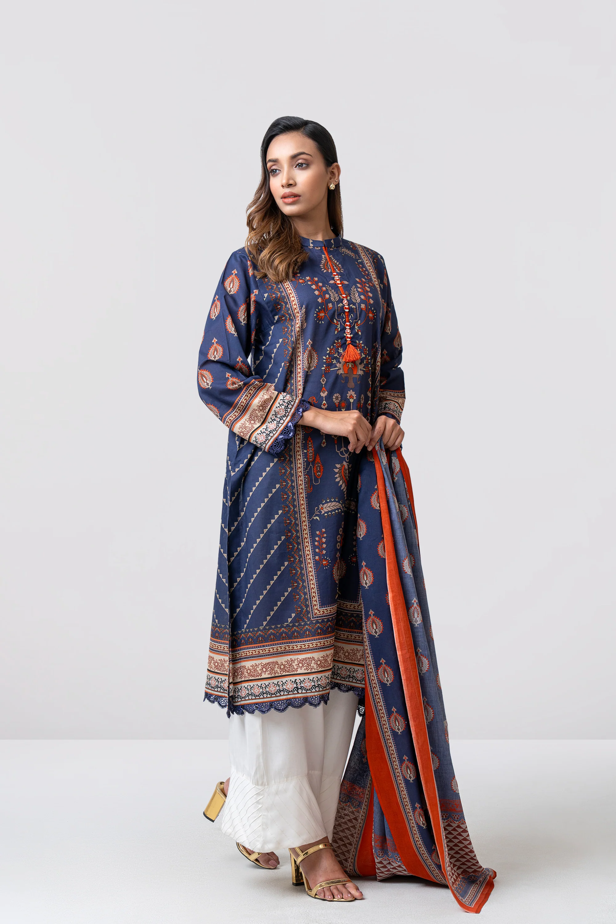 Relaxed Fit Printed Two-Piece Lawn - Image 11