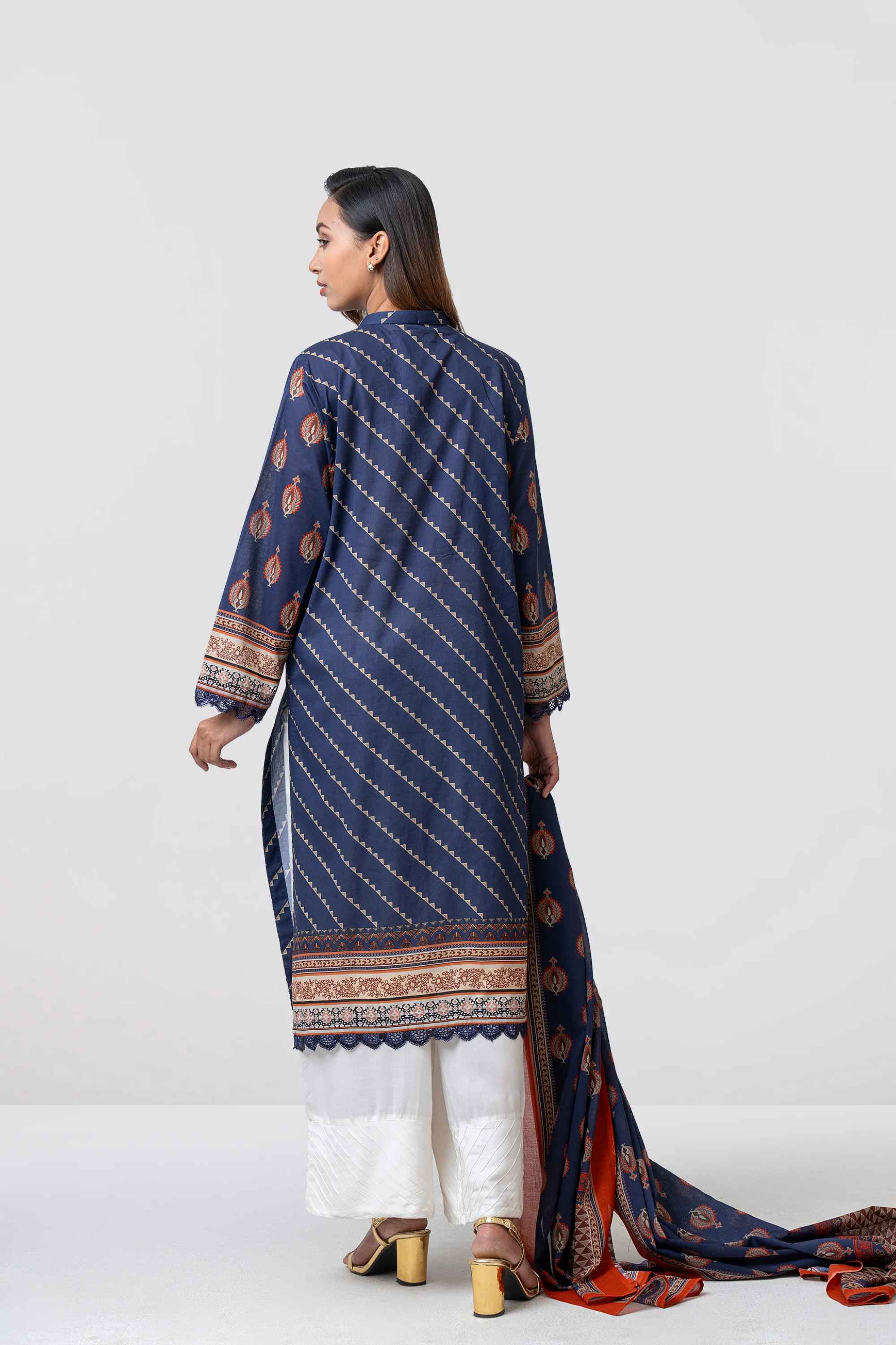 Relaxed Fit Printed Two-Piece Lawn - Image 12