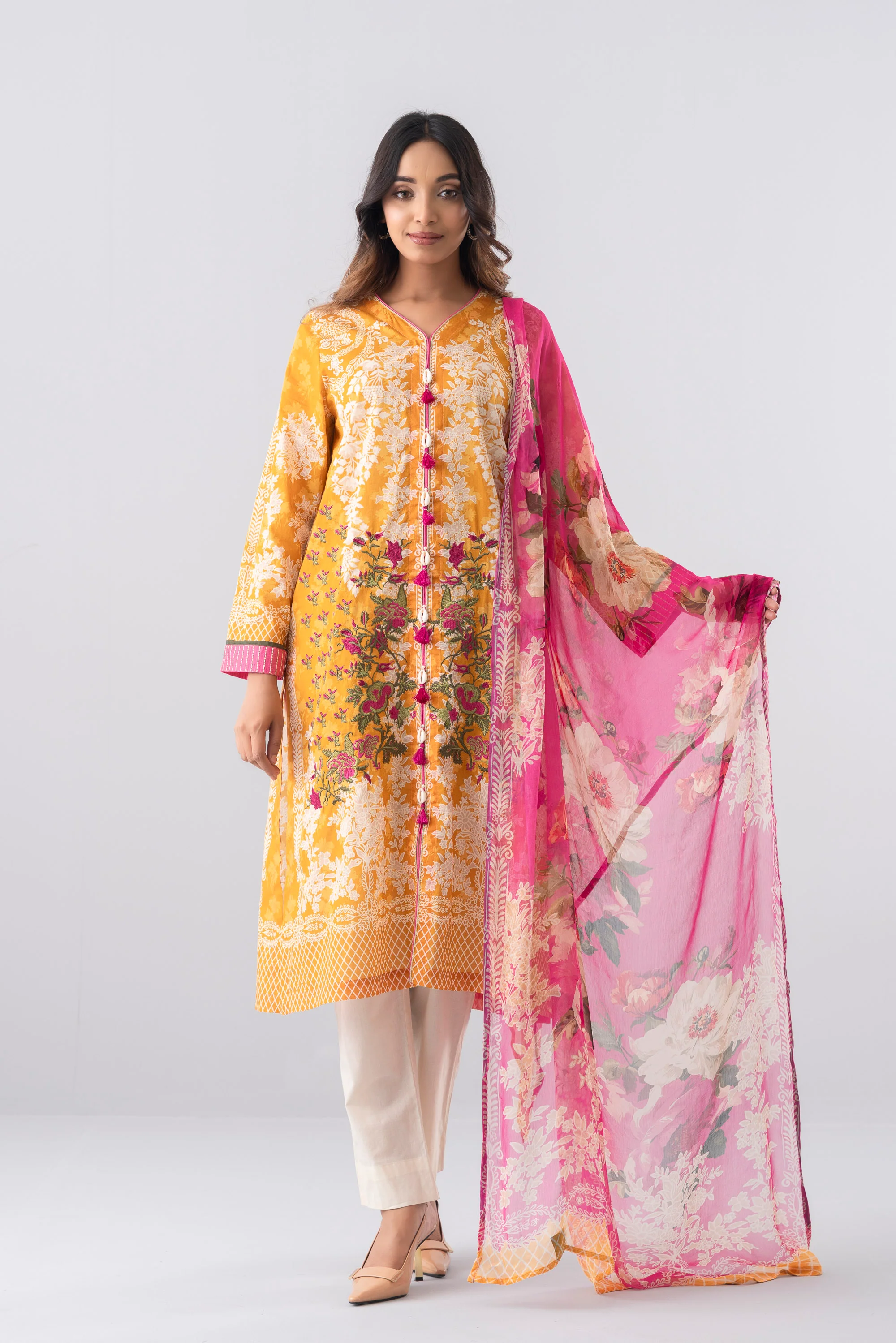 Smart Fit Printed Two-Piece Lawn with Chiffon Dupatta - Image 2