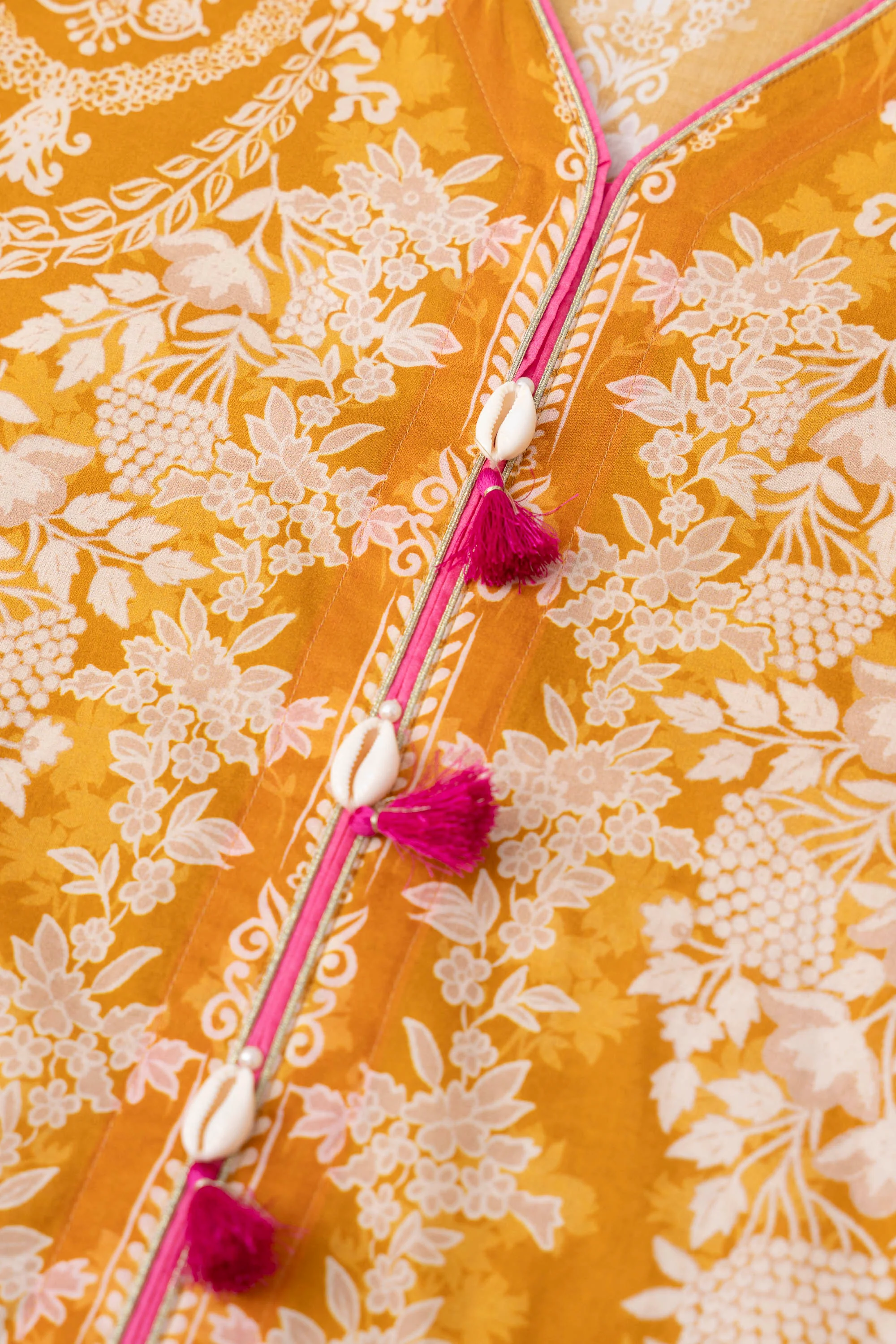 Smart Fit Printed Two-Piece Lawn with Chiffon Dupatta - Image 6
