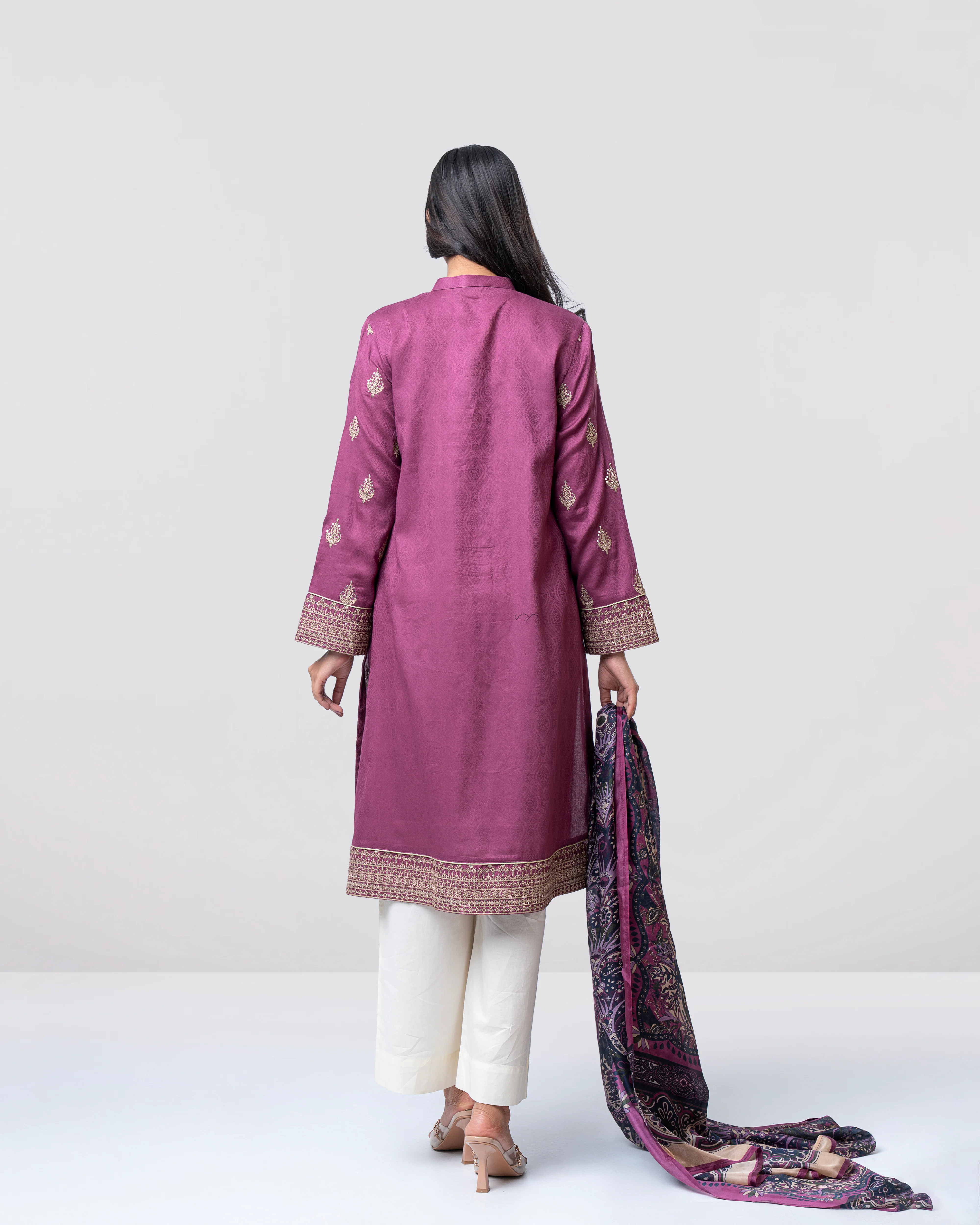 Smart Fit Printed Two-Piece Lawn with Silk Dupatta - Image 4