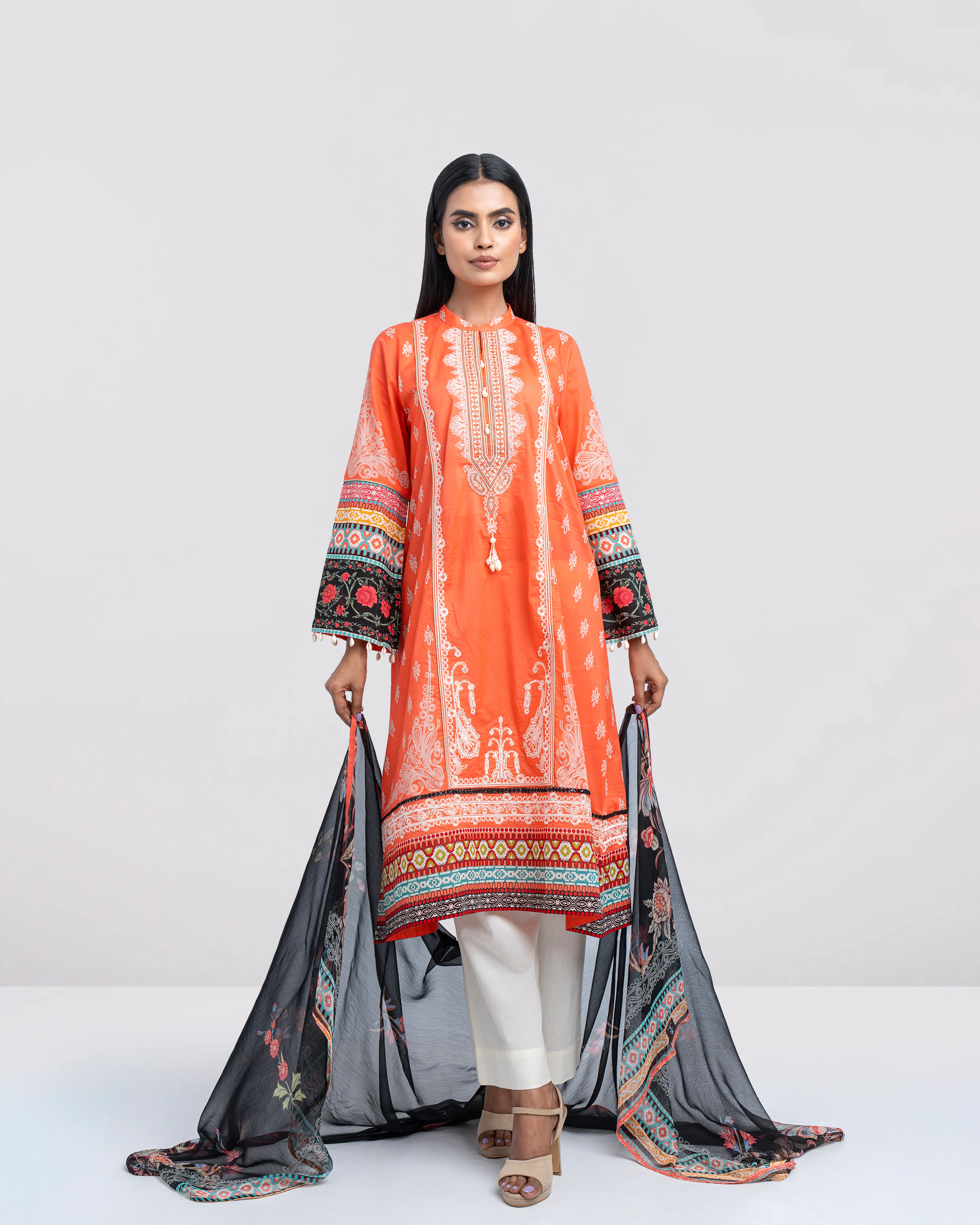 Smart Fit Printed Two-Piece Lawn with Chiffon Dupatta