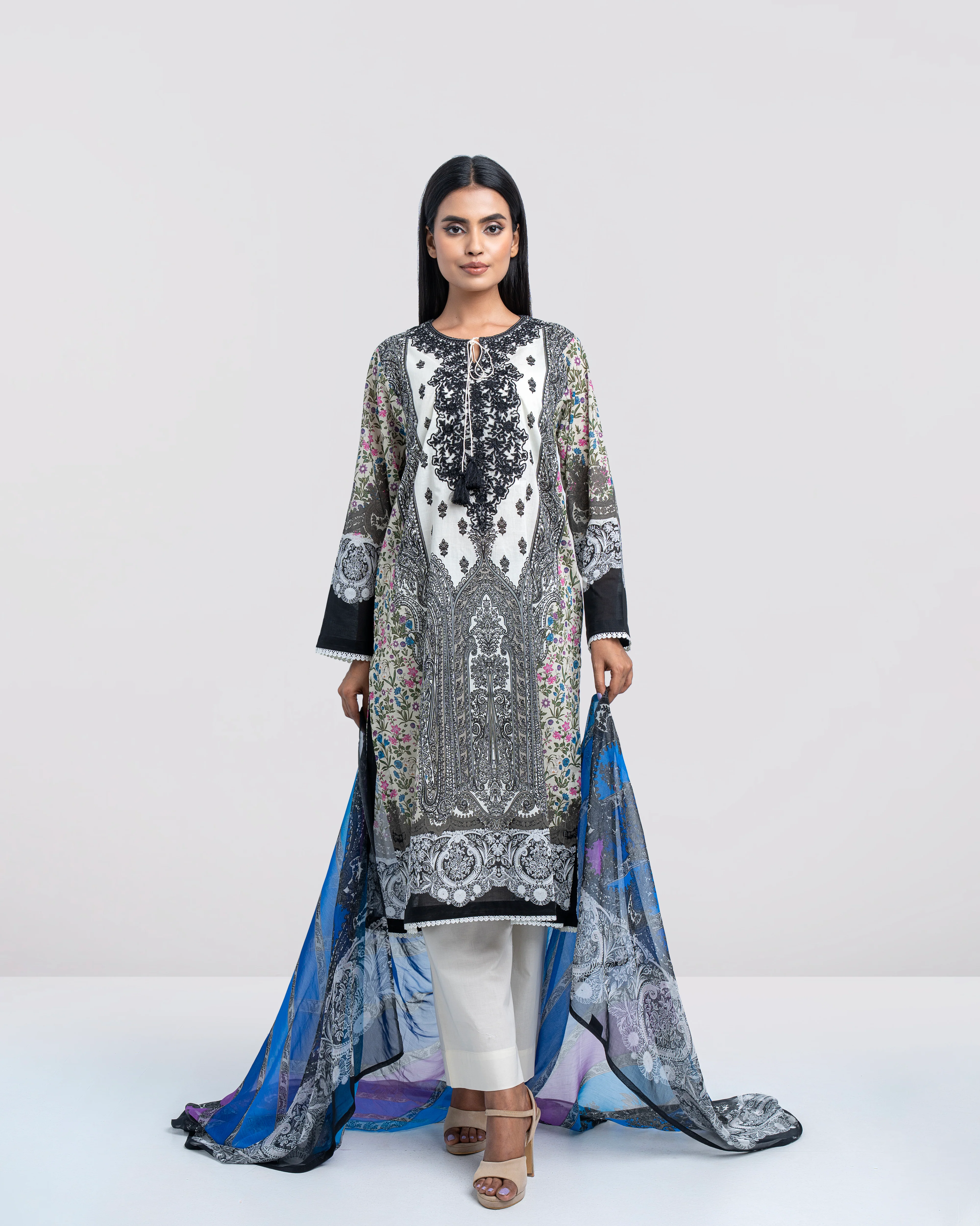 Relaxed Fit Printed Two-Piece Lawn with Chiffon Dupatta - Image 8