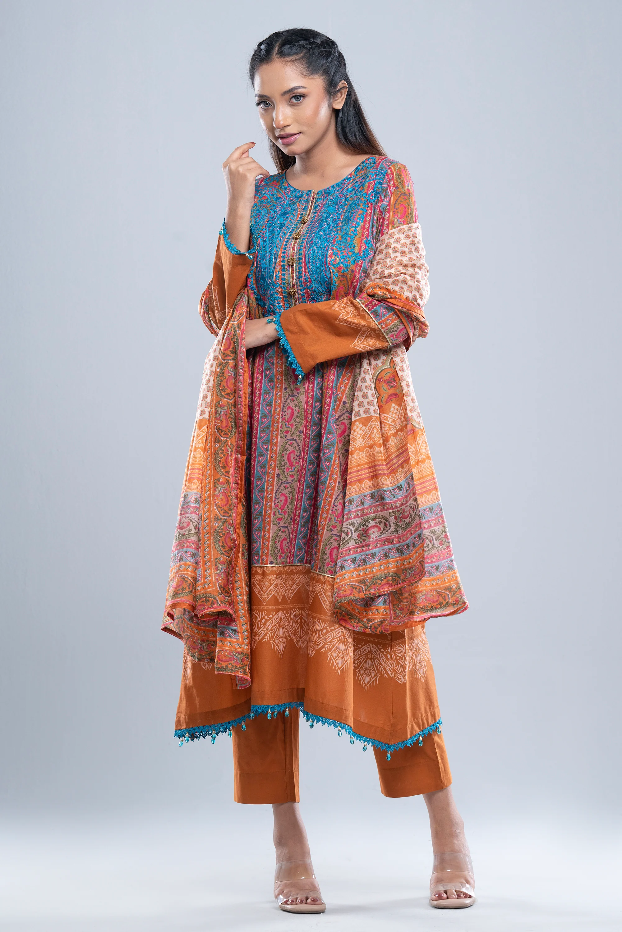 Smart Fit Embroidered Three-Piece Lawn - Image 7