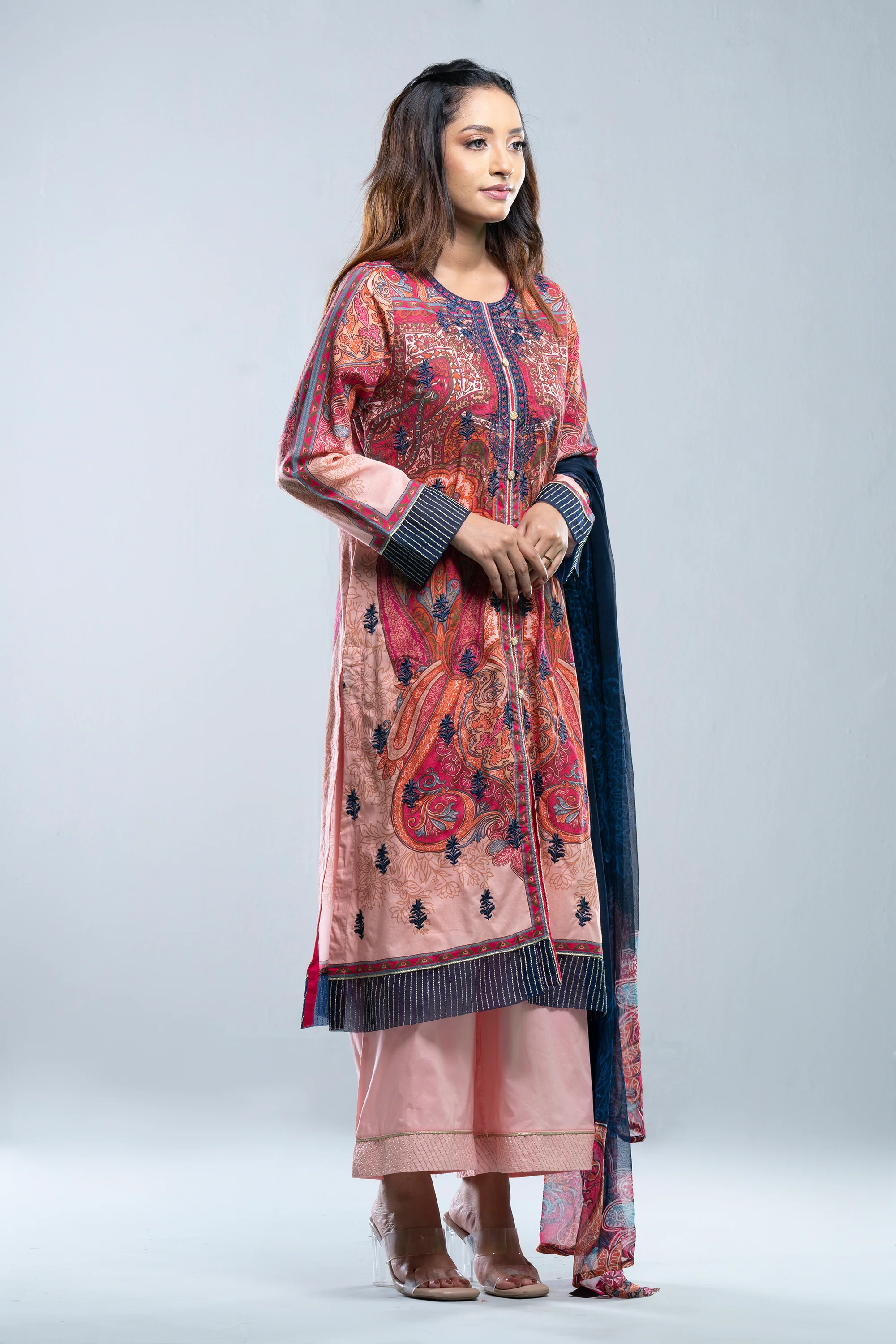 Smart Fit Three-Piece Semi-Formal Lawn with Chiffon Dupatta - Image 2