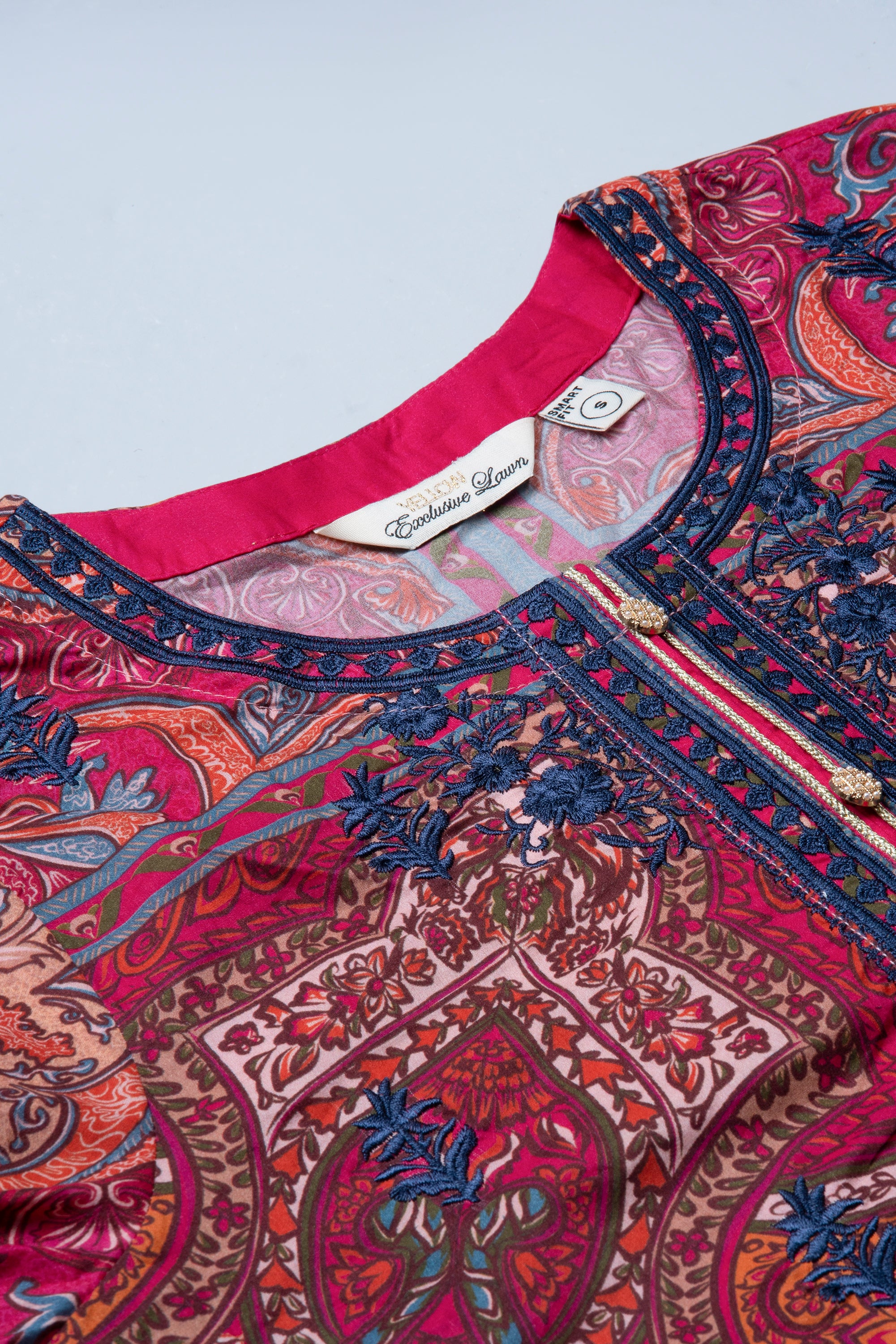 Smart Fit Three-Piece Semi-Formal Lawn with Chiffon Dupatta - Image 4