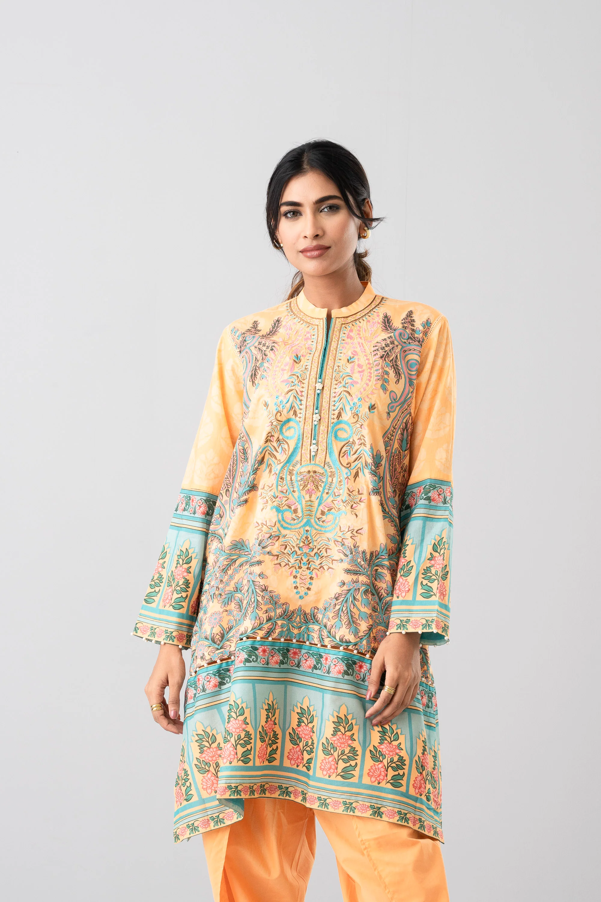 Three-Piece Printed Semi-Formal Lawn - Image 3