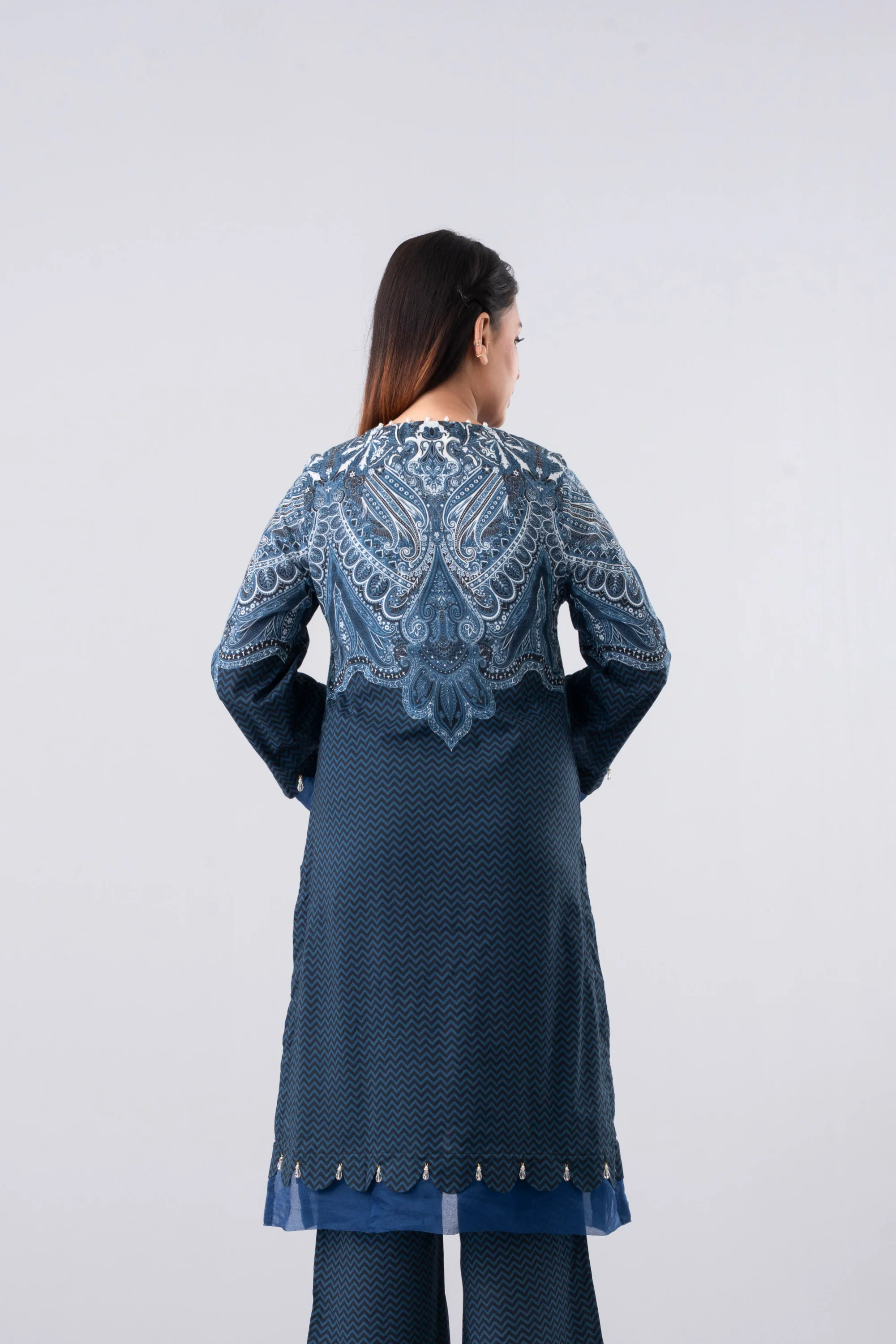 Smart Fit Printed Three-Piece Lawn - Image 10