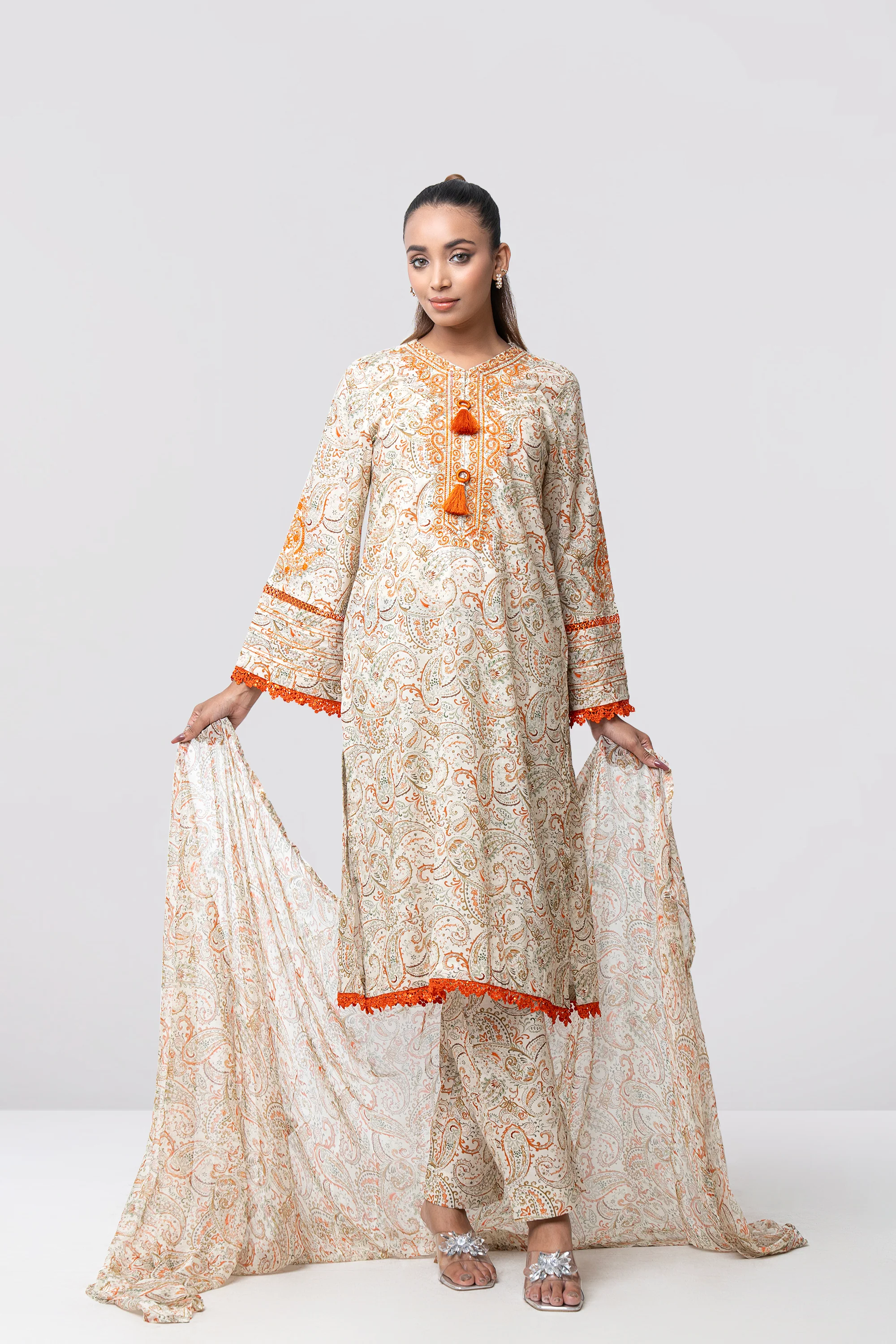 Smart Fit Printed Three-Piece Lawn with Chiffon Dupatta - Image 7