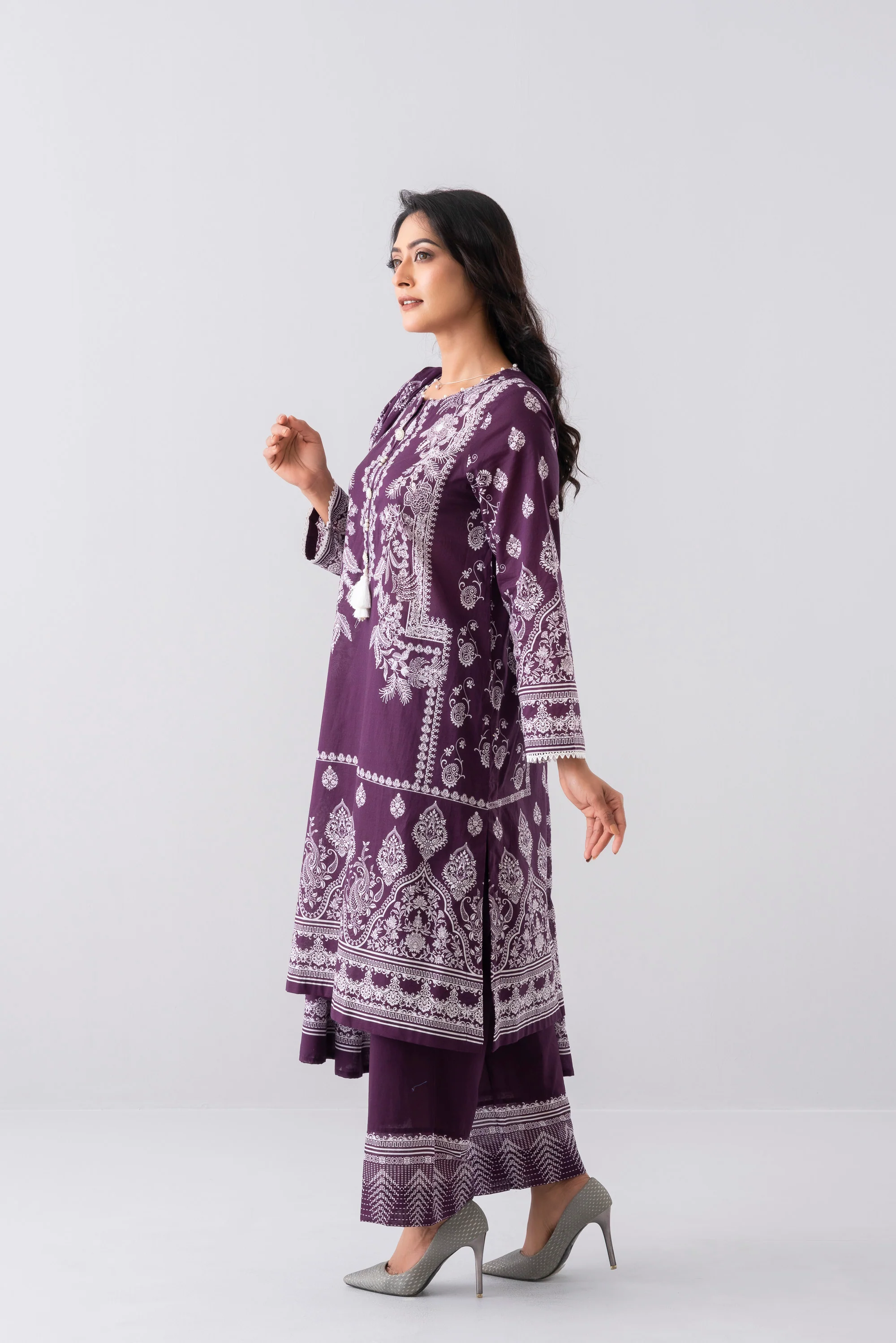 Smart Fit Printed Three-Piece Lawn with Cotton Dupatta - Image 9