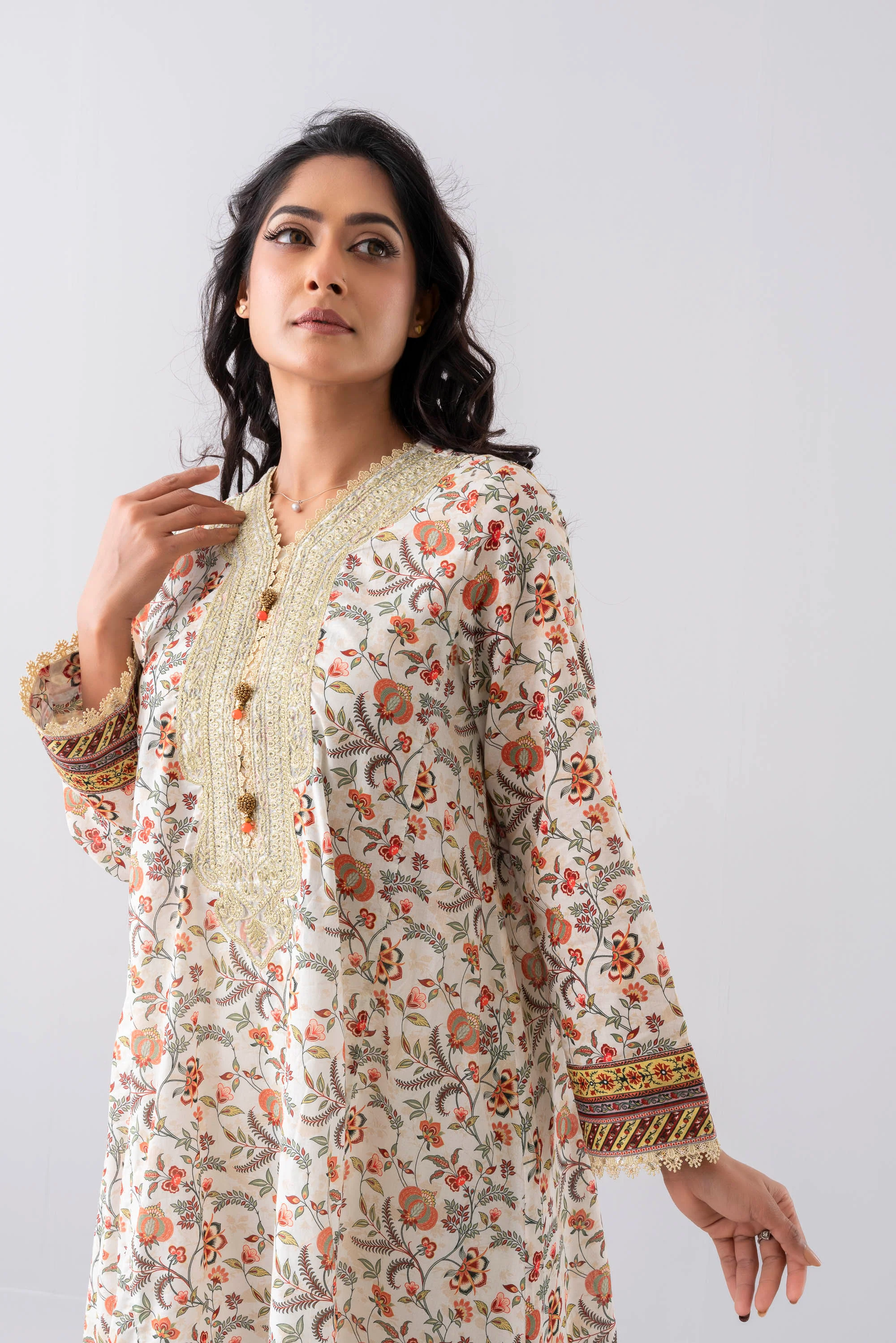 Smart Fit Printed Three-Piece Lawn with Chiffon Dupatta - Image 11