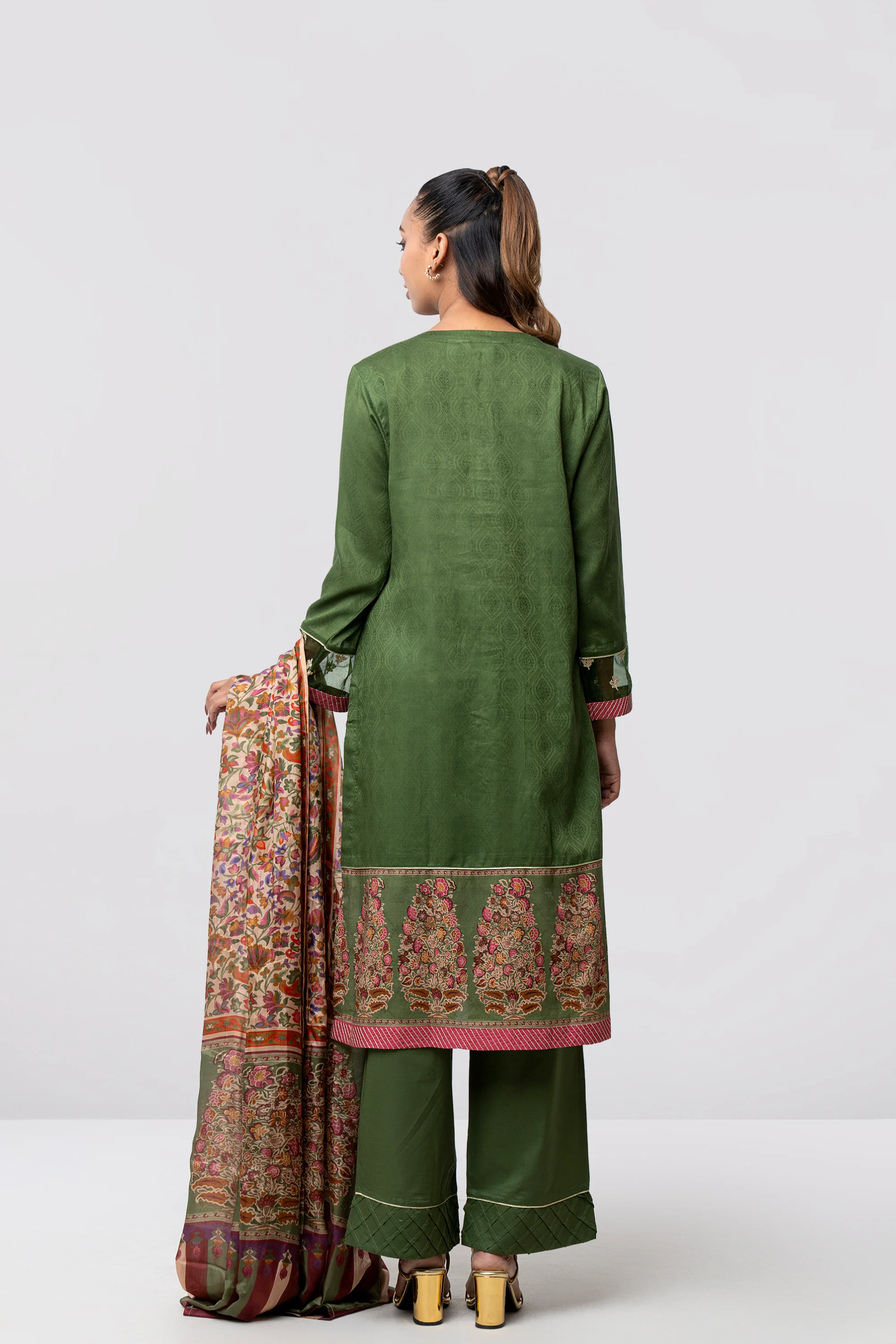 Relaxed Fit Embroidered Jacquard Three-Piece Lawn with Silk Dupatta - Image 12