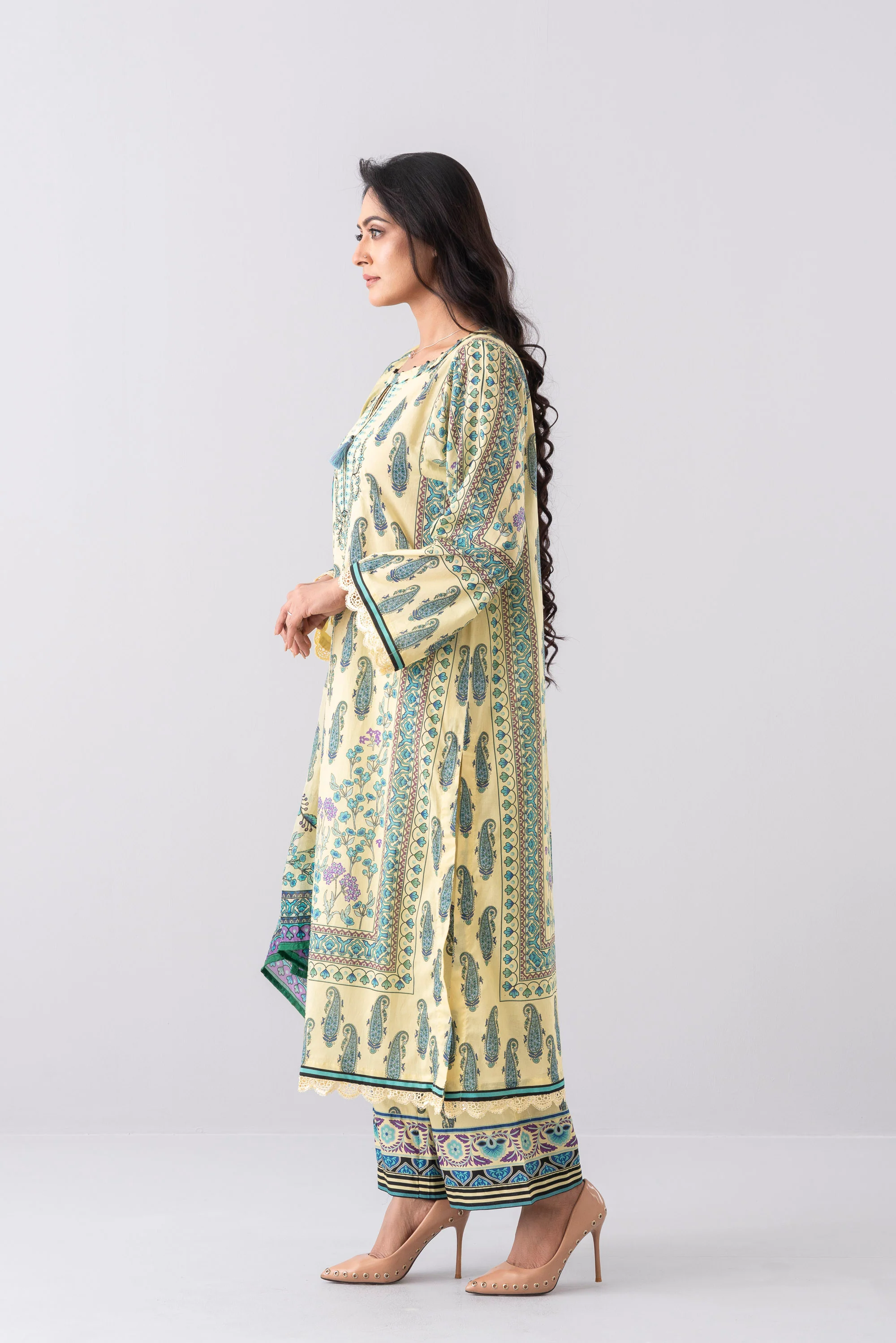 Relaxed Fit Printed Three-Piece Lawn - Image 2