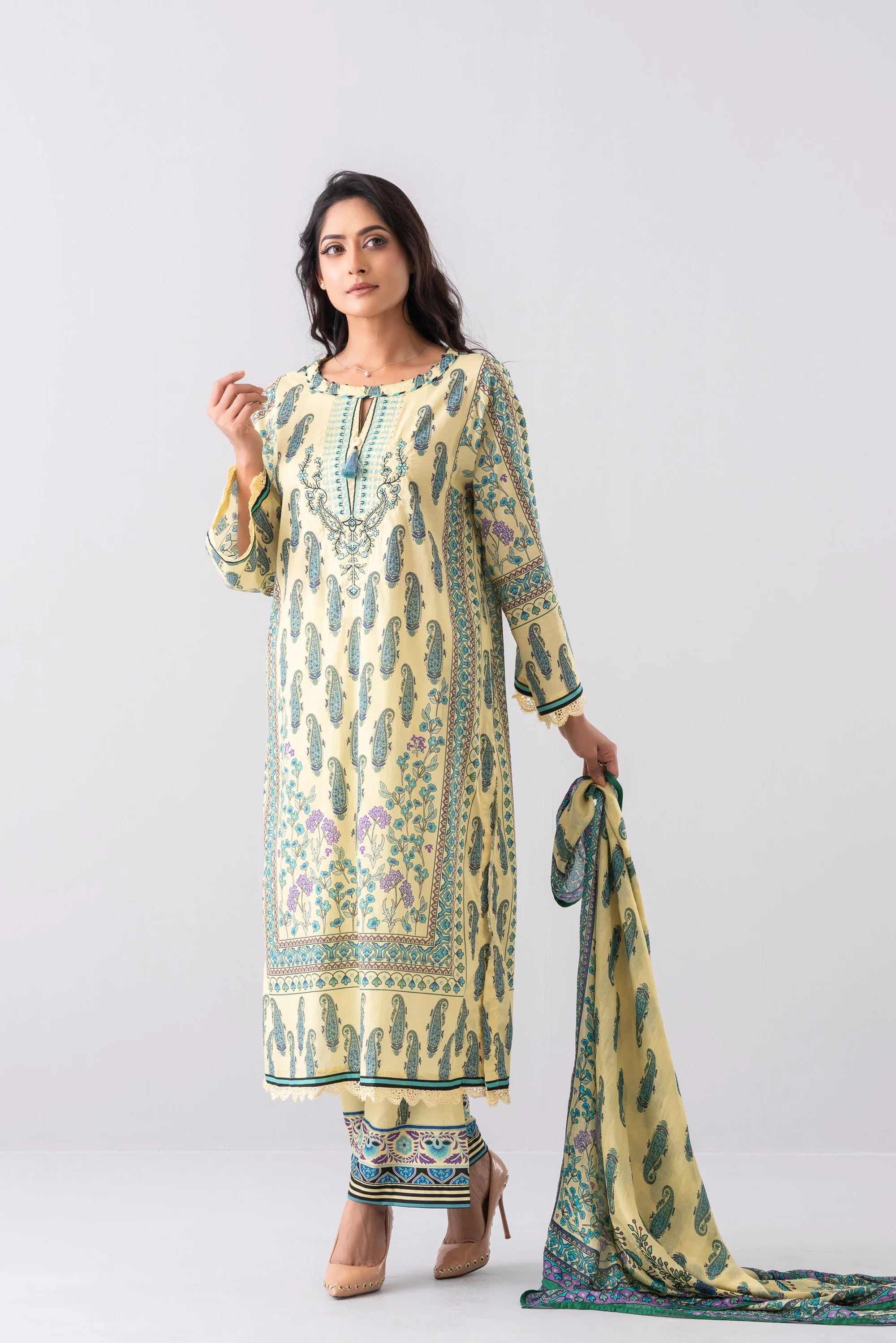 Relaxed Fit Printed Three-Piece Lawn - Image 3
