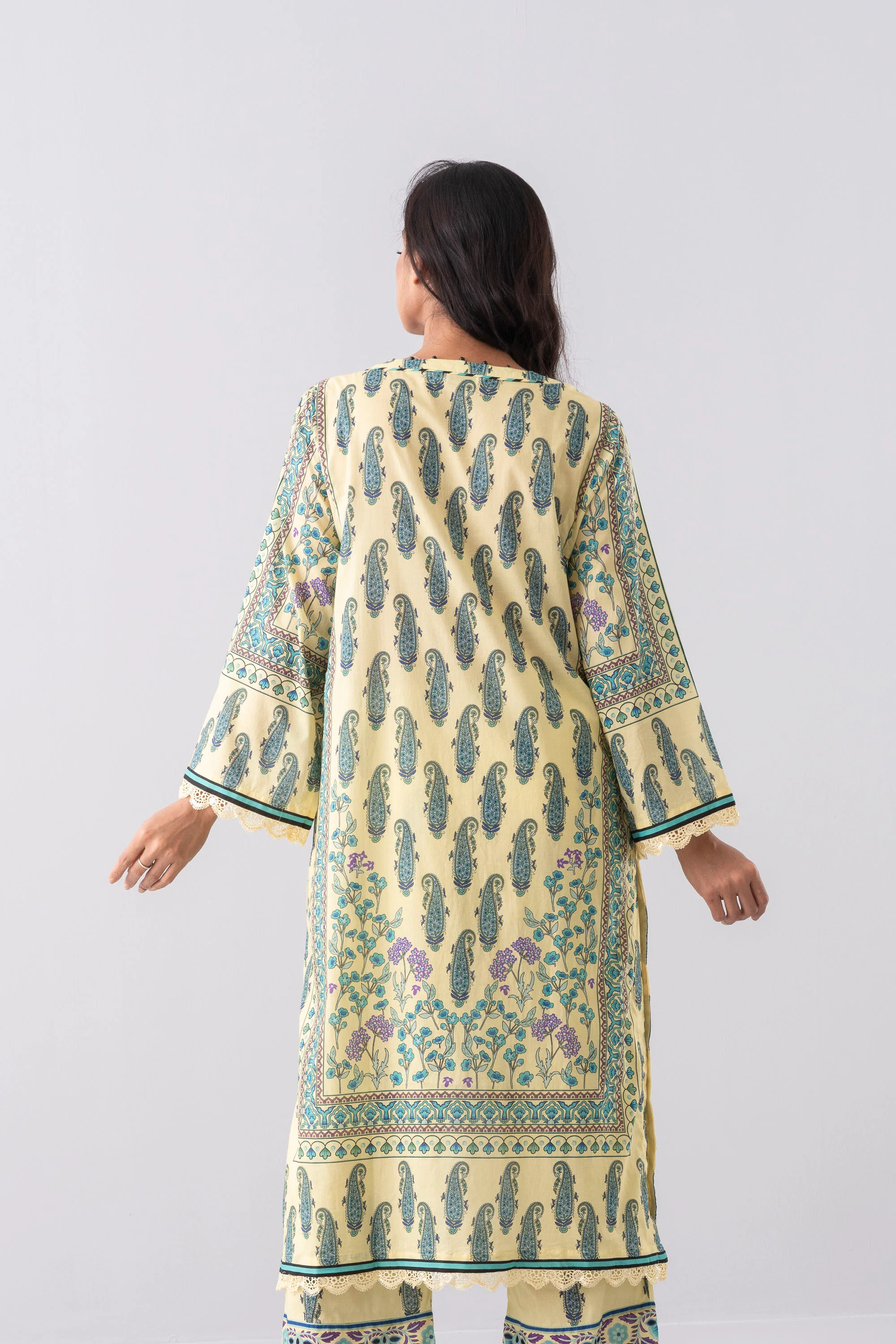 Relaxed Fit Printed Three-Piece Lawn - Image 4