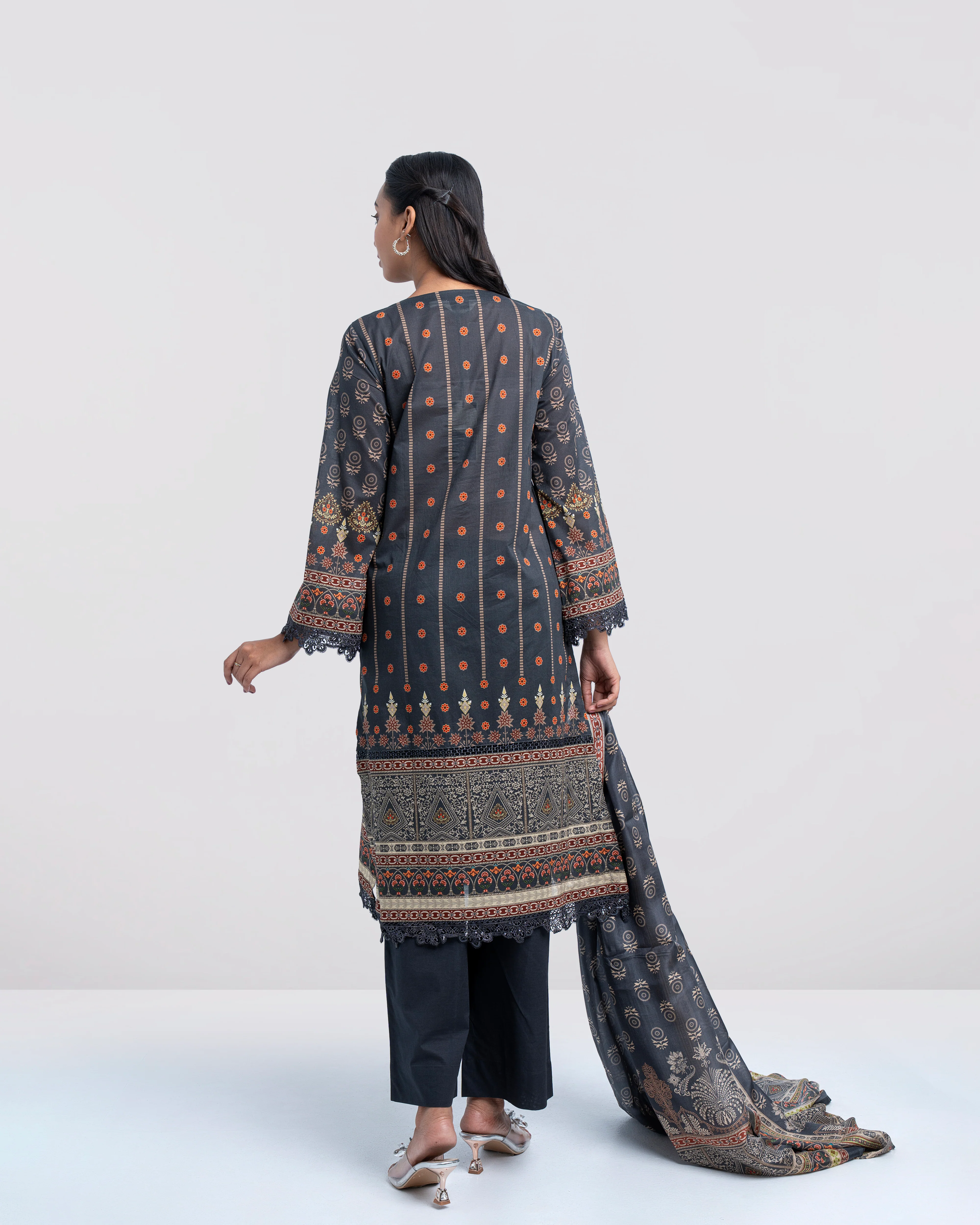 Smart Fit Printed Three-Piece Lawn with Silk Dupatta - Image 12