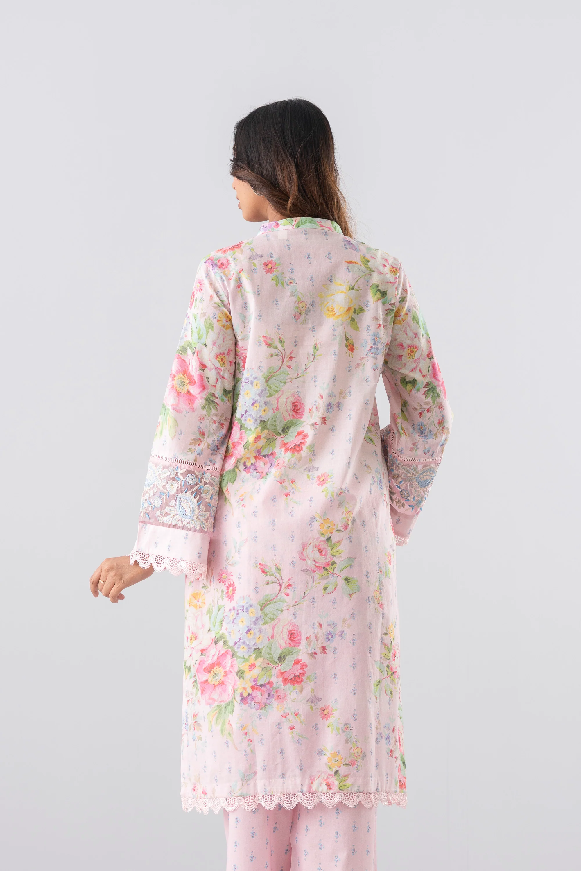 Smart Fit Printed Three-Piece Lawn with Chiffon Dupatta - Image 10