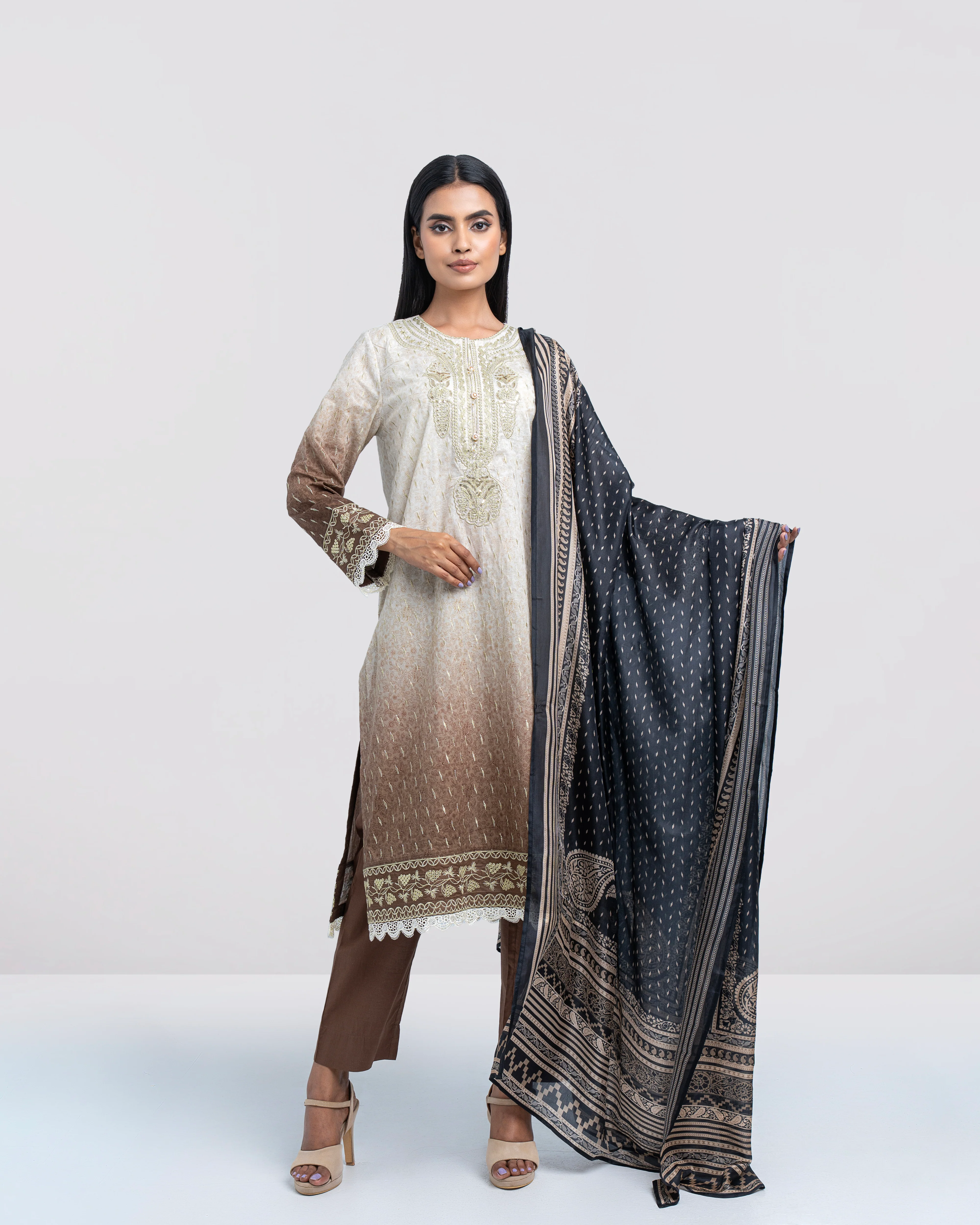 Smart Fit Printed Three-Piece Lawn with Silk Dupatta - Image 3