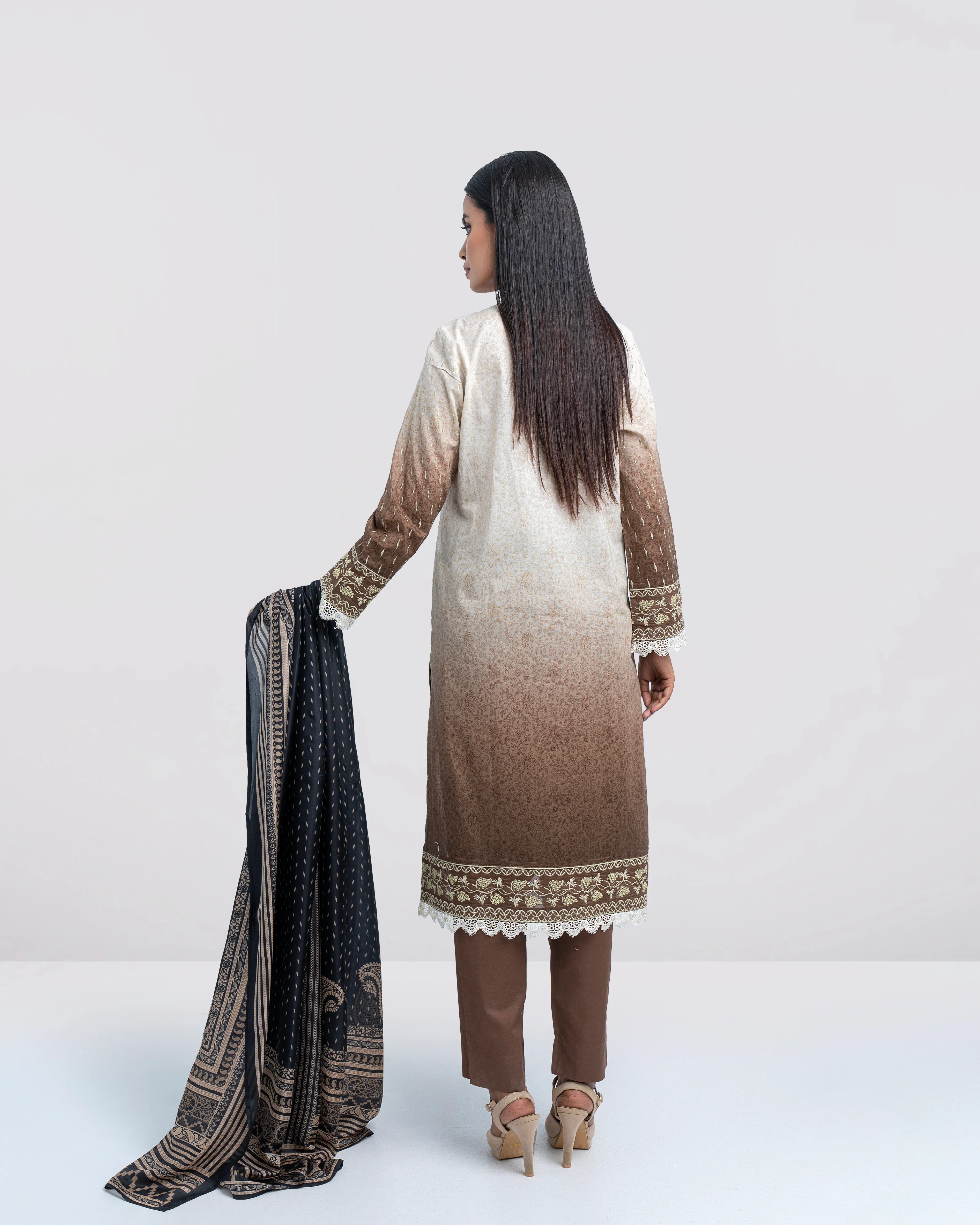 Smart Fit Printed Three-Piece Lawn with Silk Dupatta - Image 6