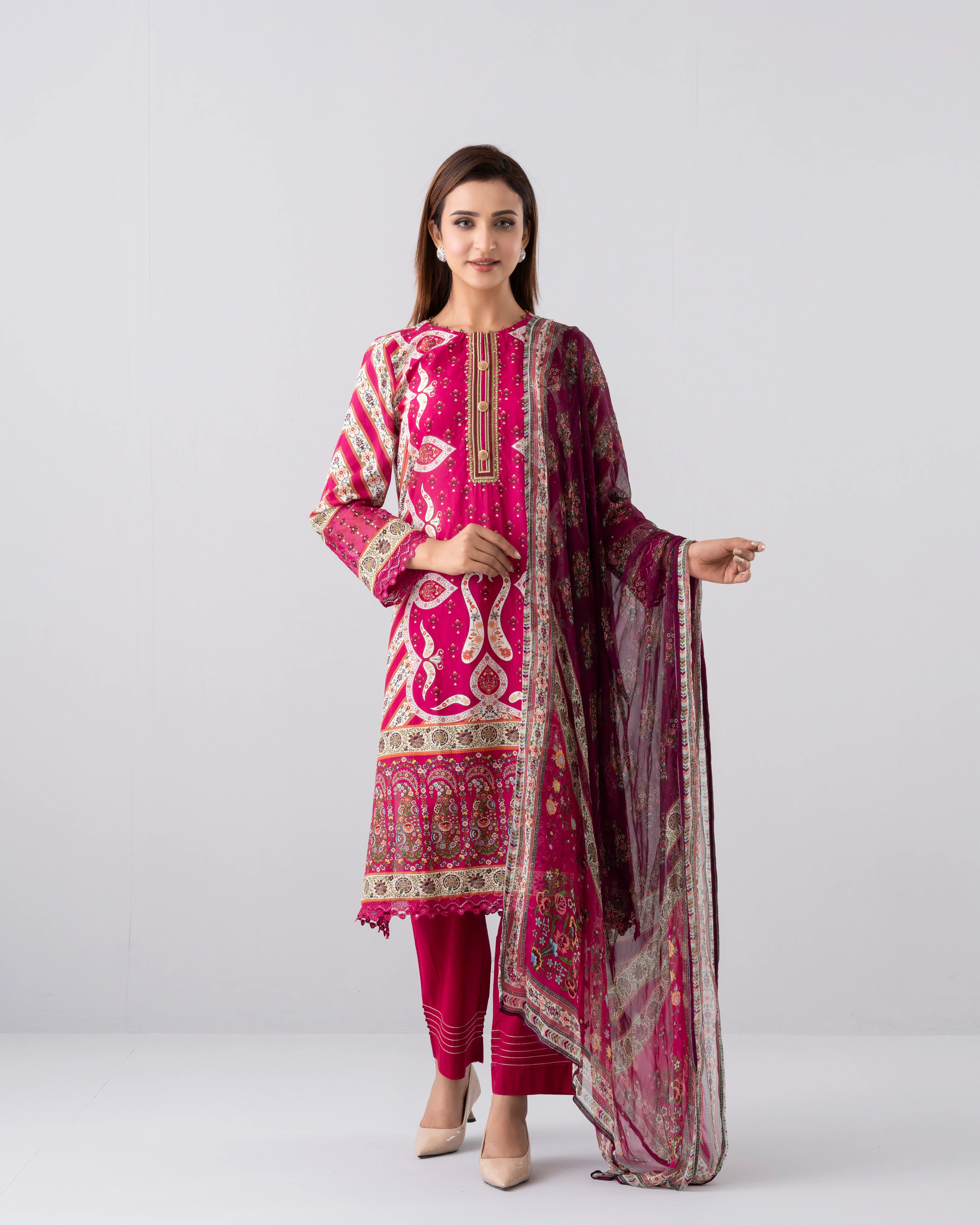 Smart Fit Printed Three-Piece Lawn with Chiffon Dupatta - Image 2