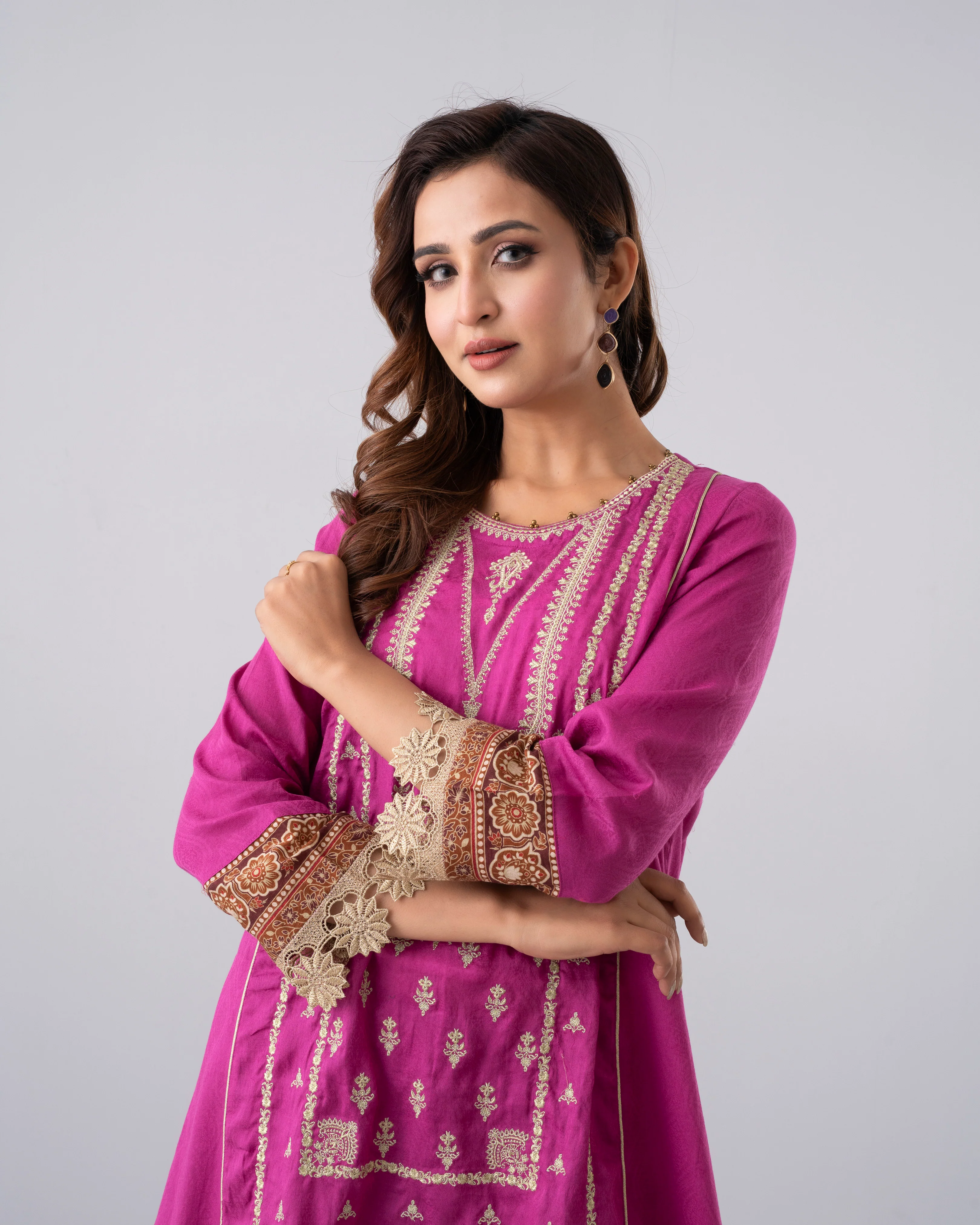 Smart Fit Embroidered Three-Piece Lawn with Chiffon Dupatta - Image 5